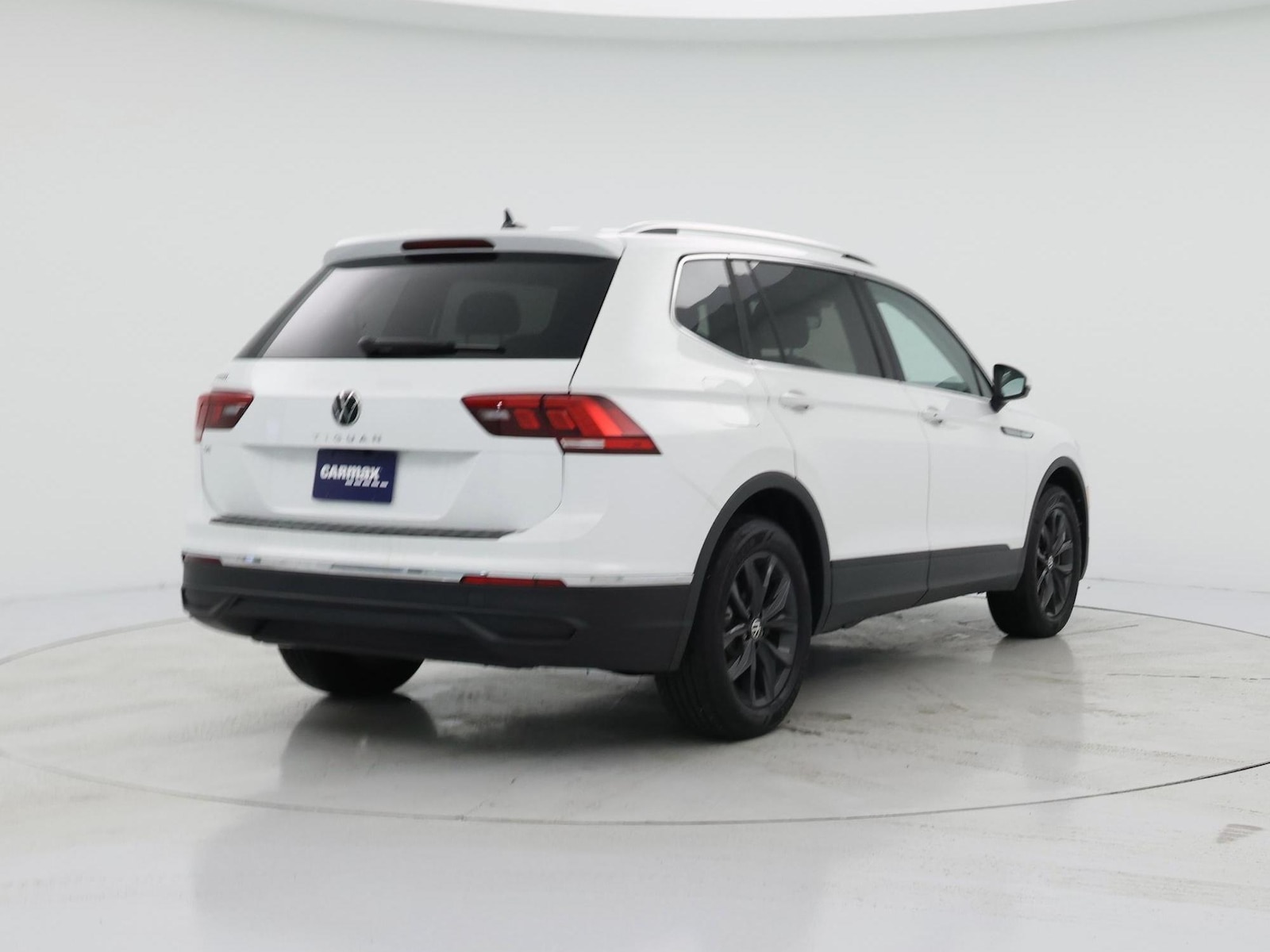 2024 Volkswagen Tiguan SE - Photo 9