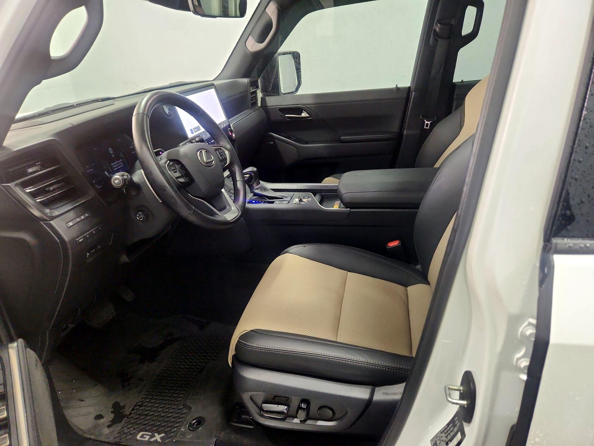 Thumbnail: 2024 Lexus GX - 11
