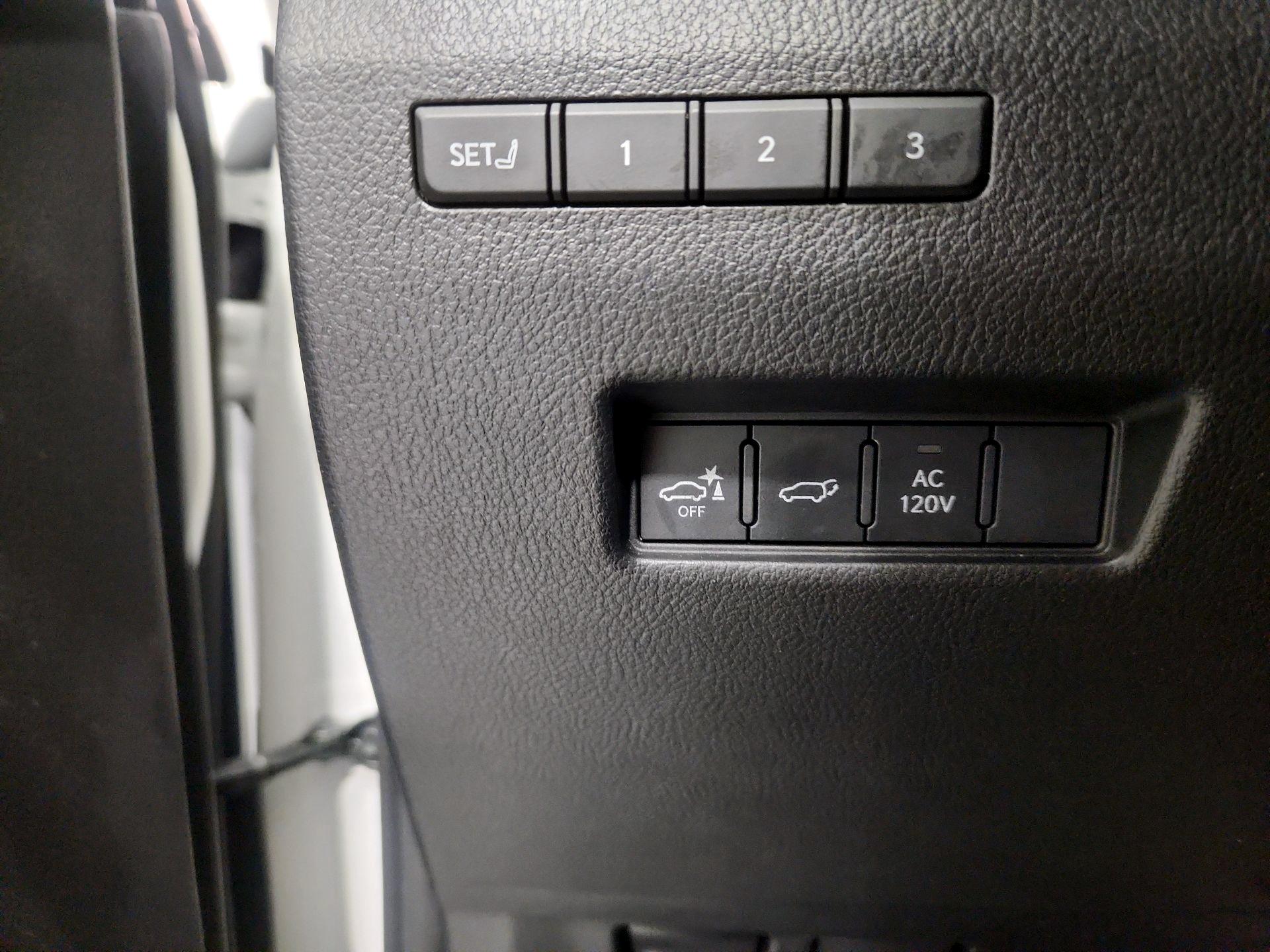Thumbnail: 2024 Lexus GX - 13