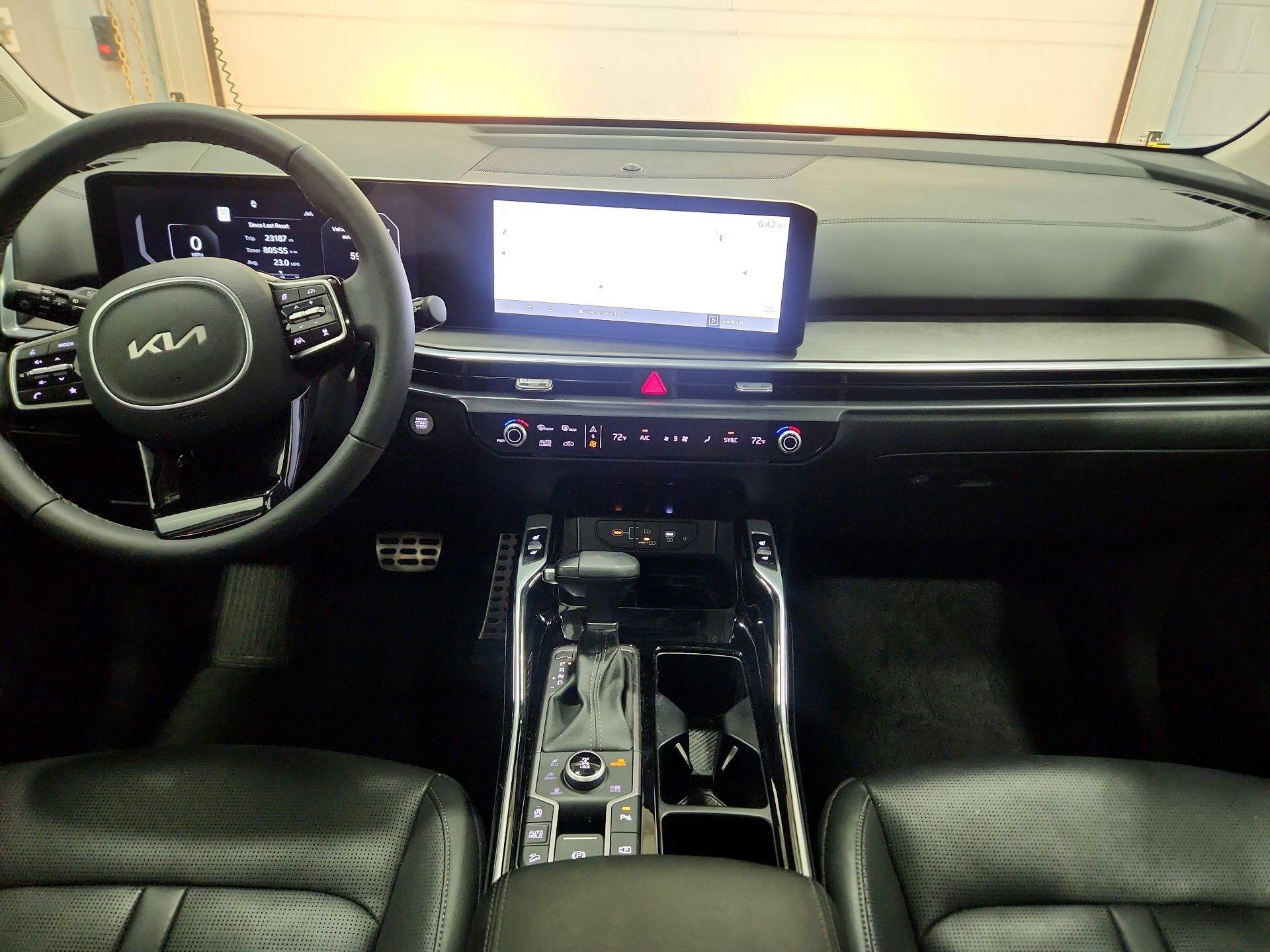 Thumbnail: 2025 Kia Sorento - 9
