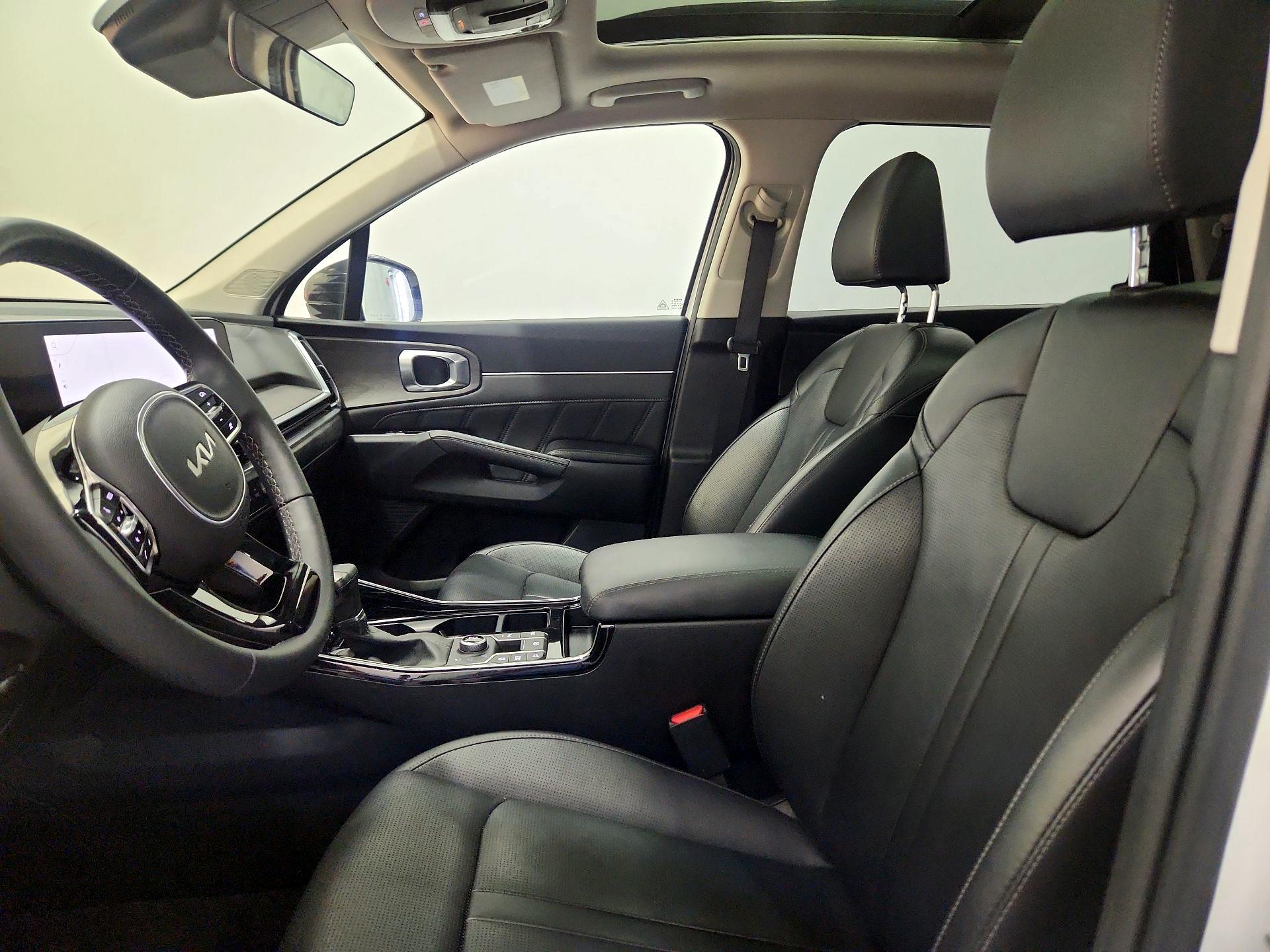 Thumbnail: 2025 Kia Sorento - 11