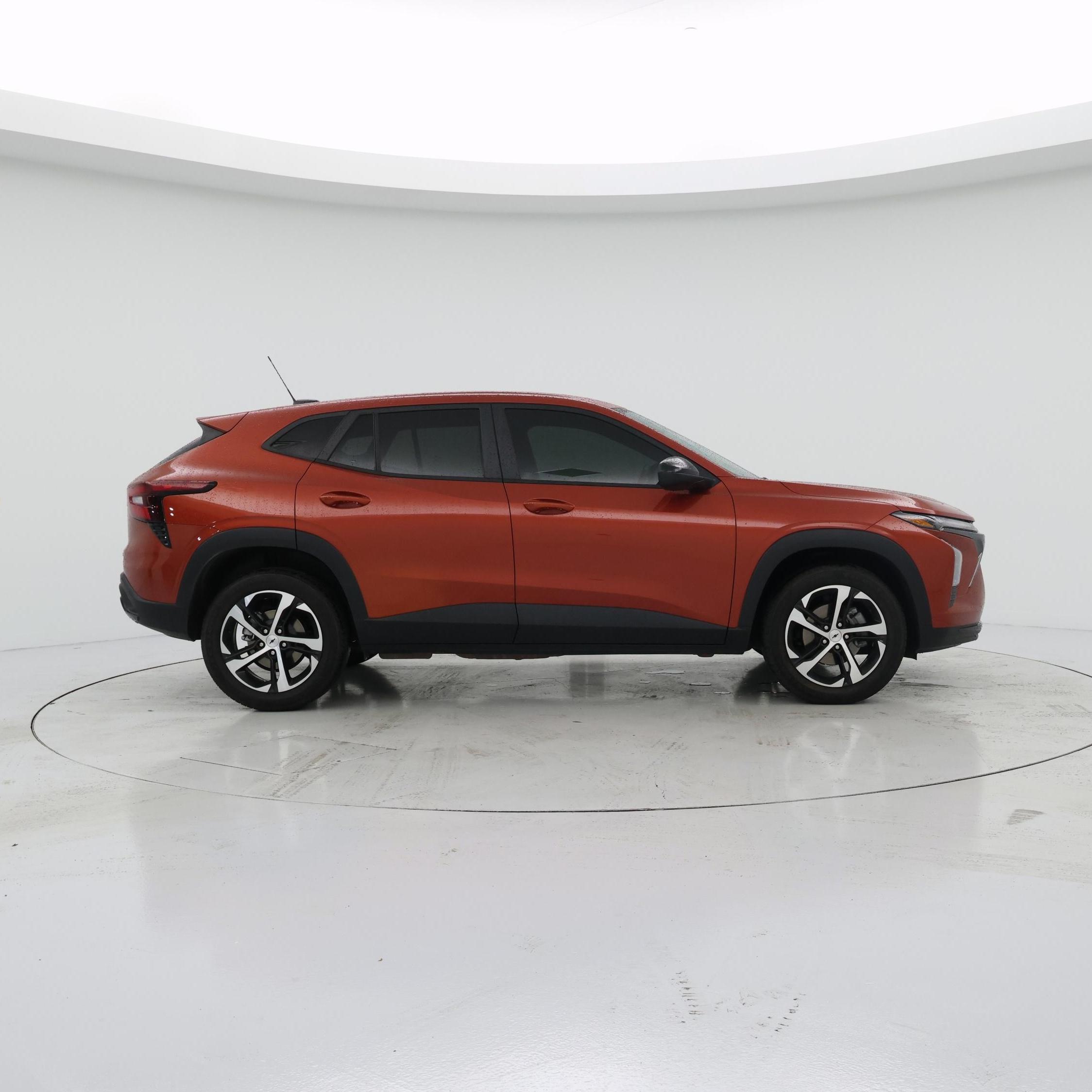 Thumbnail: 2024 Chevrolet Trax - 7