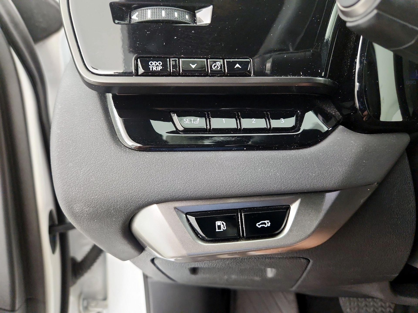 2023 Lexus RX 350 - Photo 14