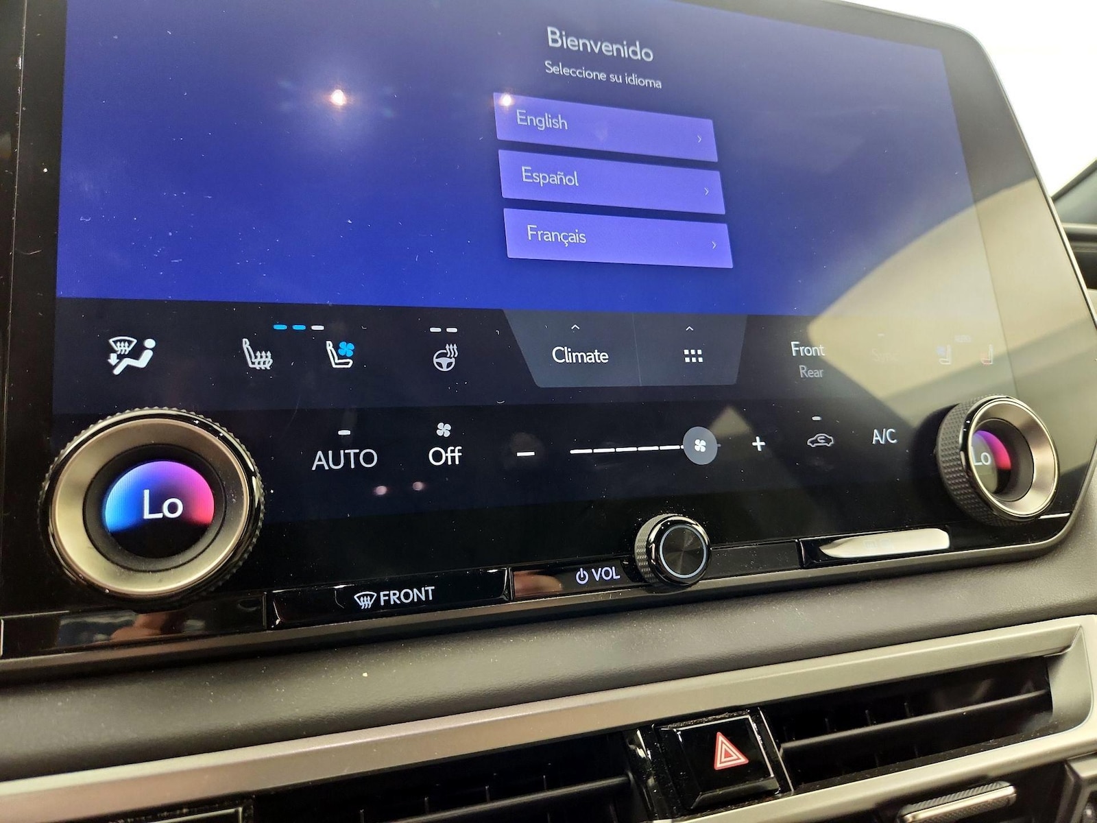 2023 Lexus RX 350 - Photo 17