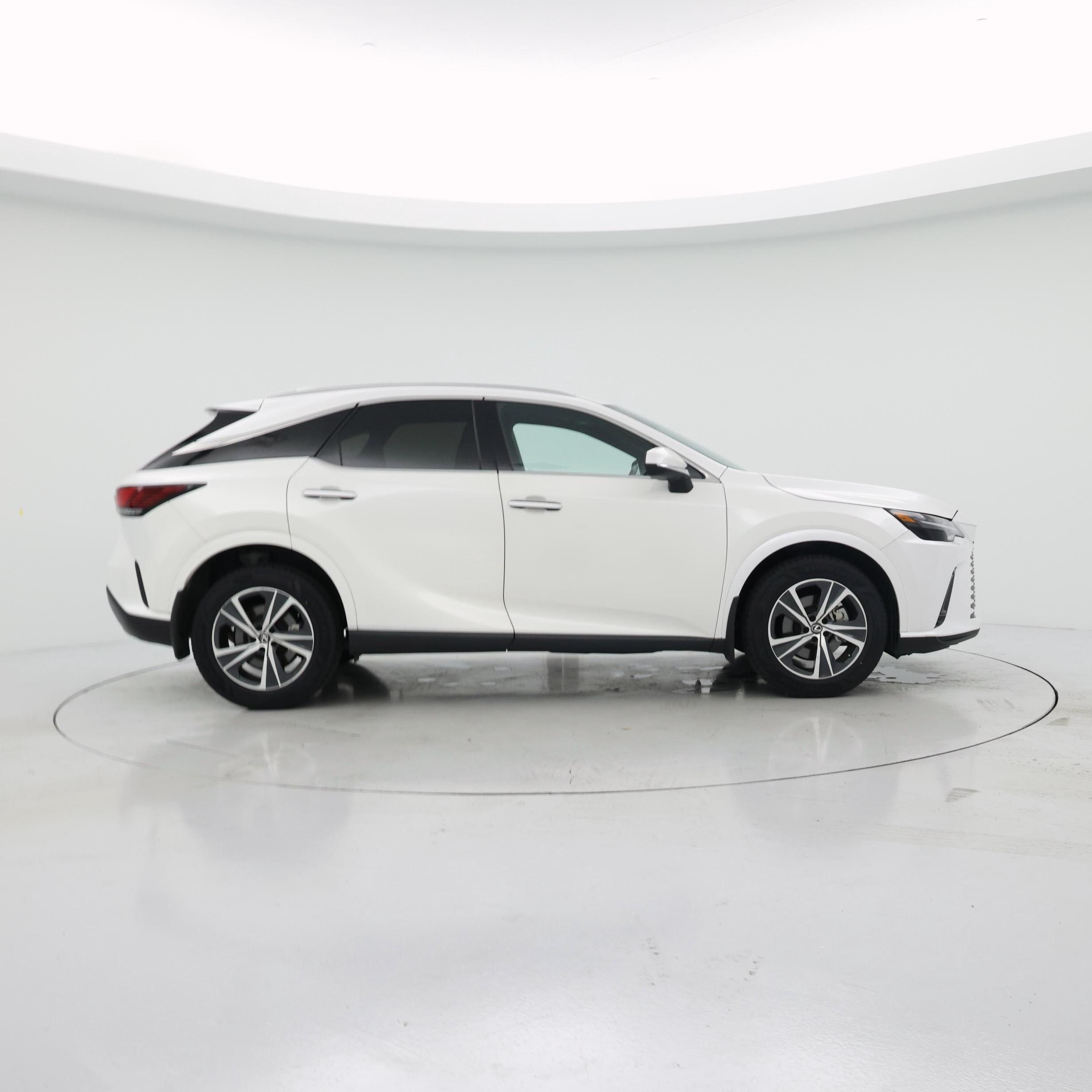 Thumbnail: 2023 Lexus RX - 7