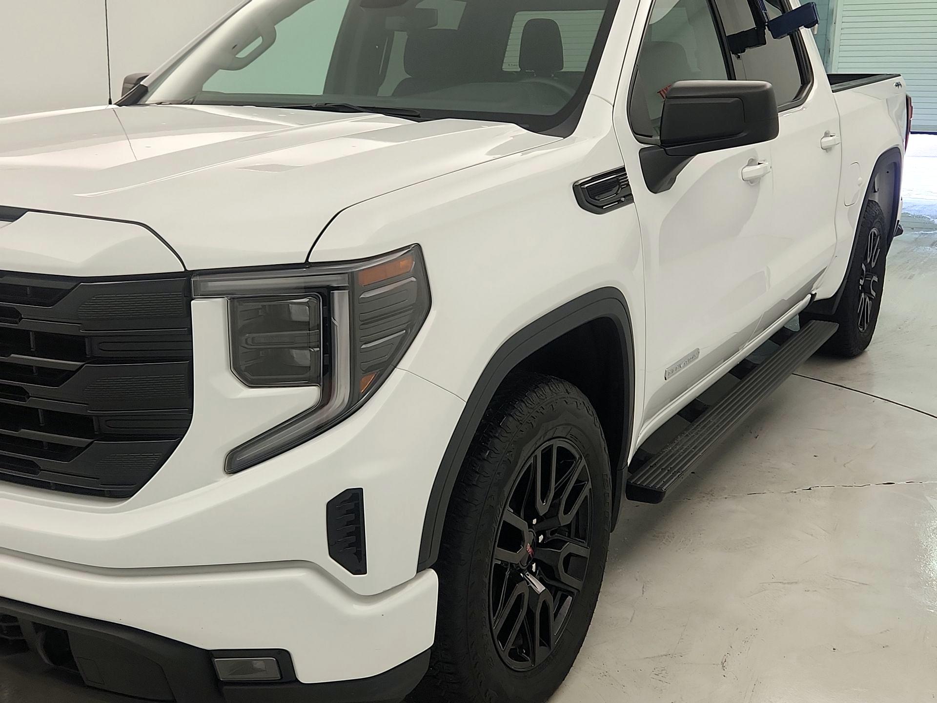 Thumbnail: 2024 GMC Sierra 1500 - 3