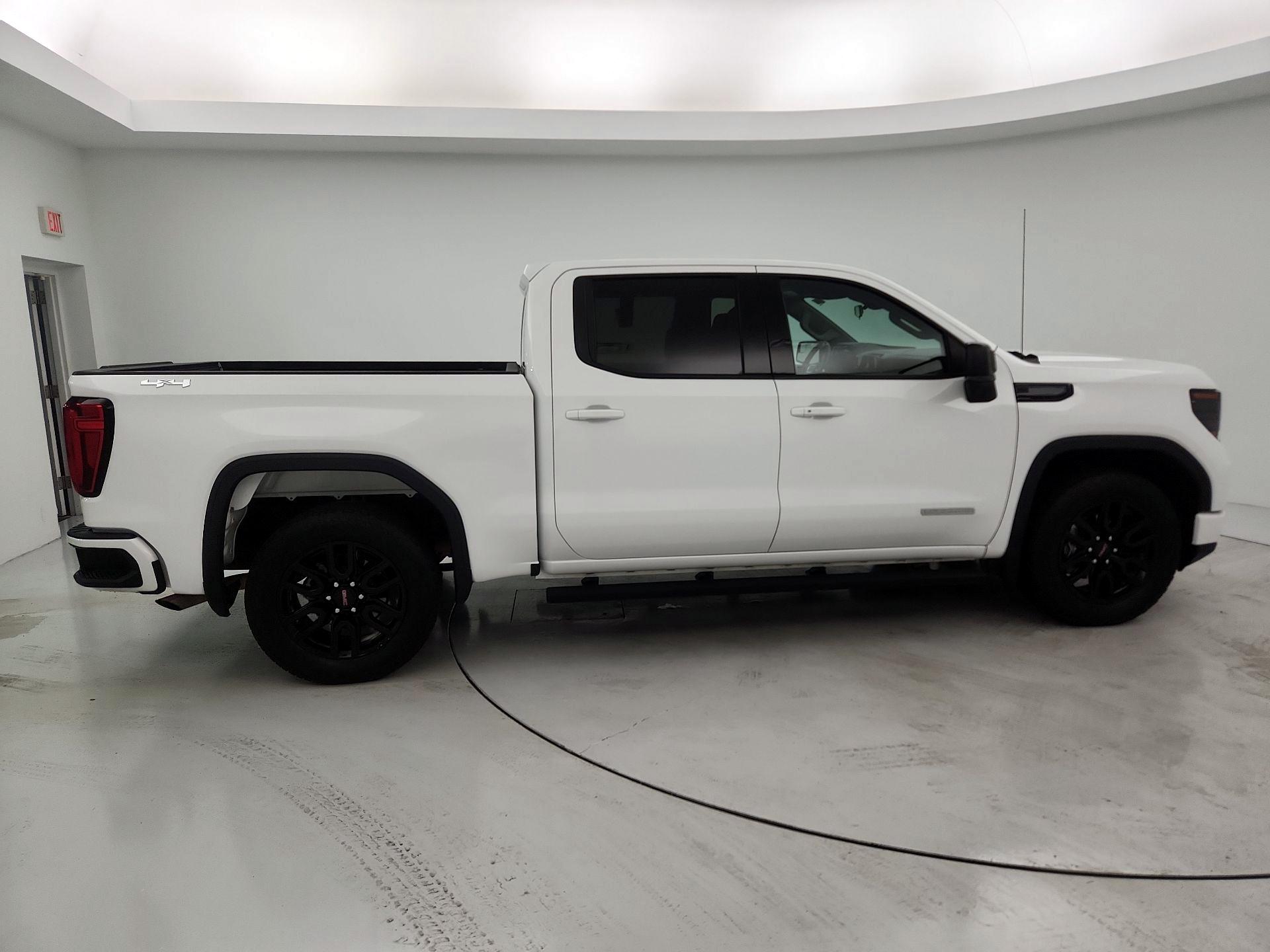 Thumbnail: 2024 GMC Sierra 1500 - 4