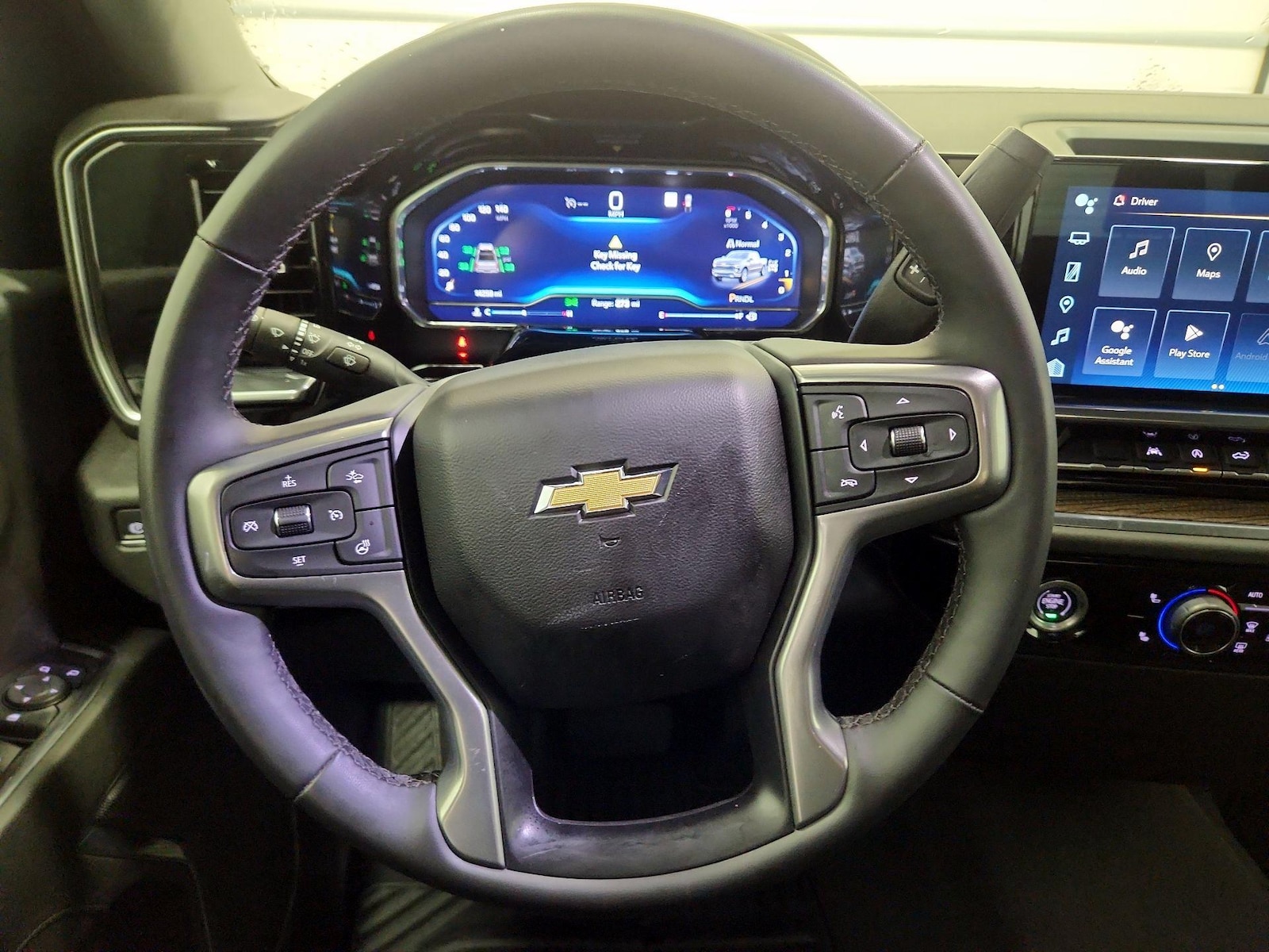 2023 Chevrolet Silverado 1500 LT - Photo 11