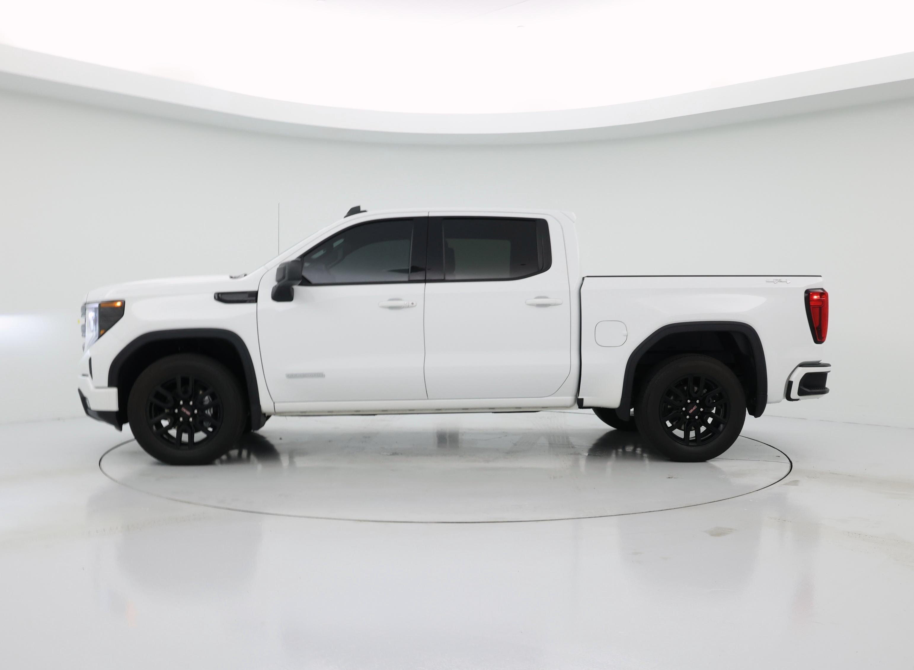 Thumbnail: 2023 GMC Sierra 1500 - 3