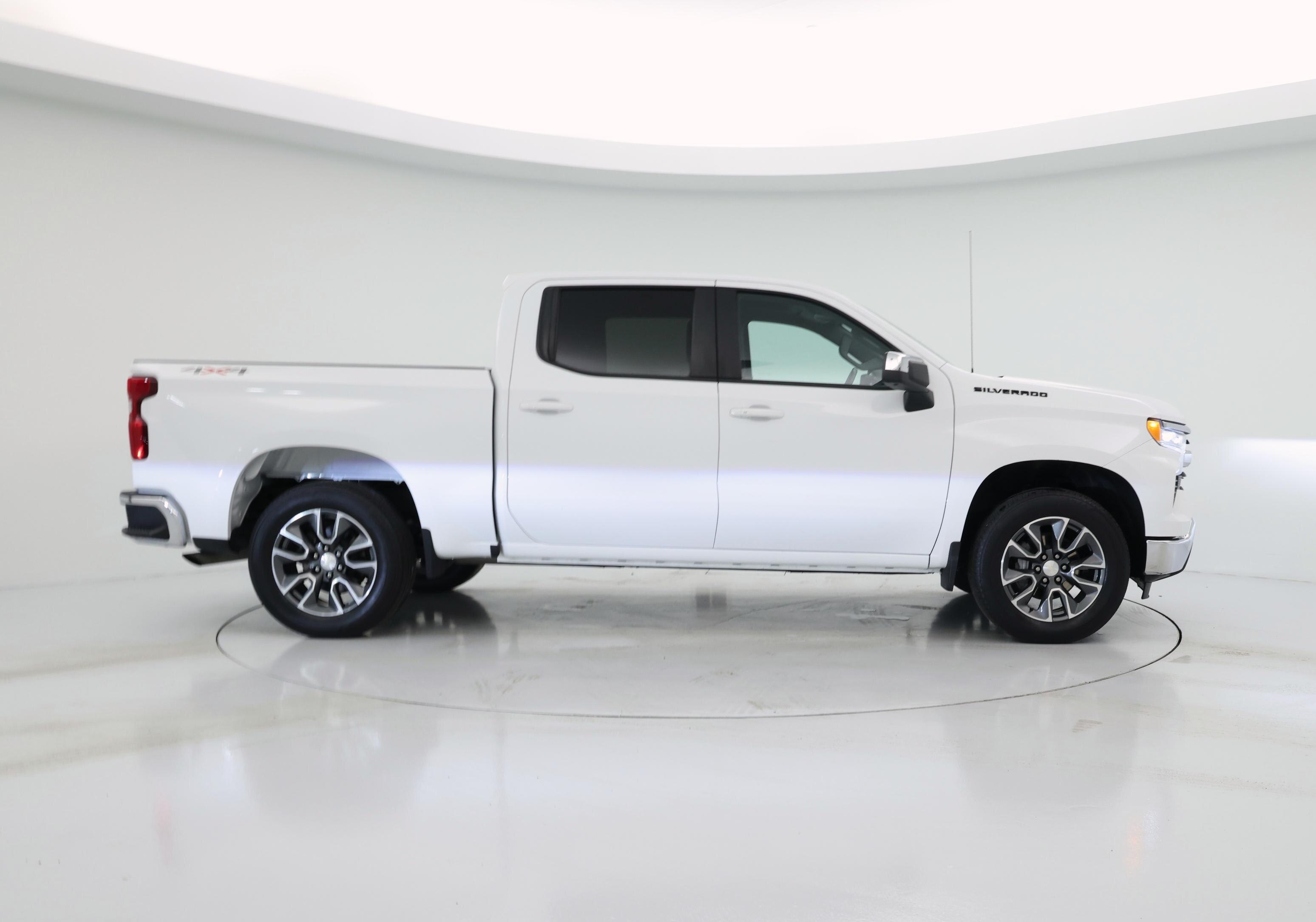 Thumbnail: 2023 Chevrolet Silverado 1500 - 7
