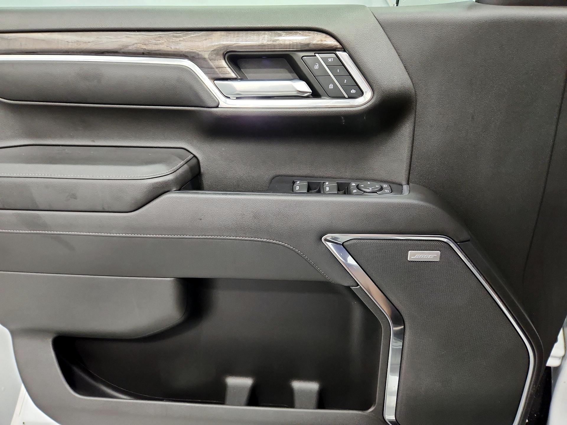 Thumbnail: 2022 Chevrolet Silverado 1500 - 12