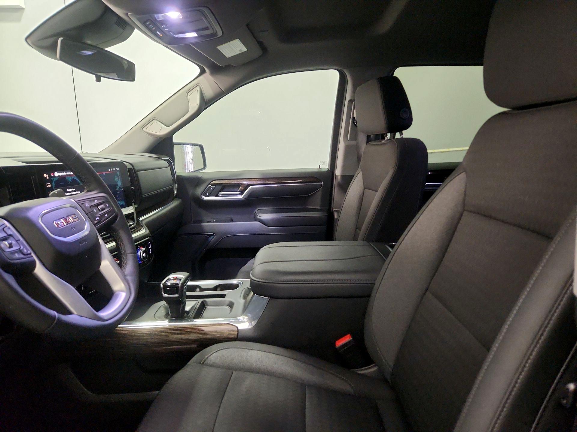Thumbnail: 2023 GMC Sierra 1500 - 11