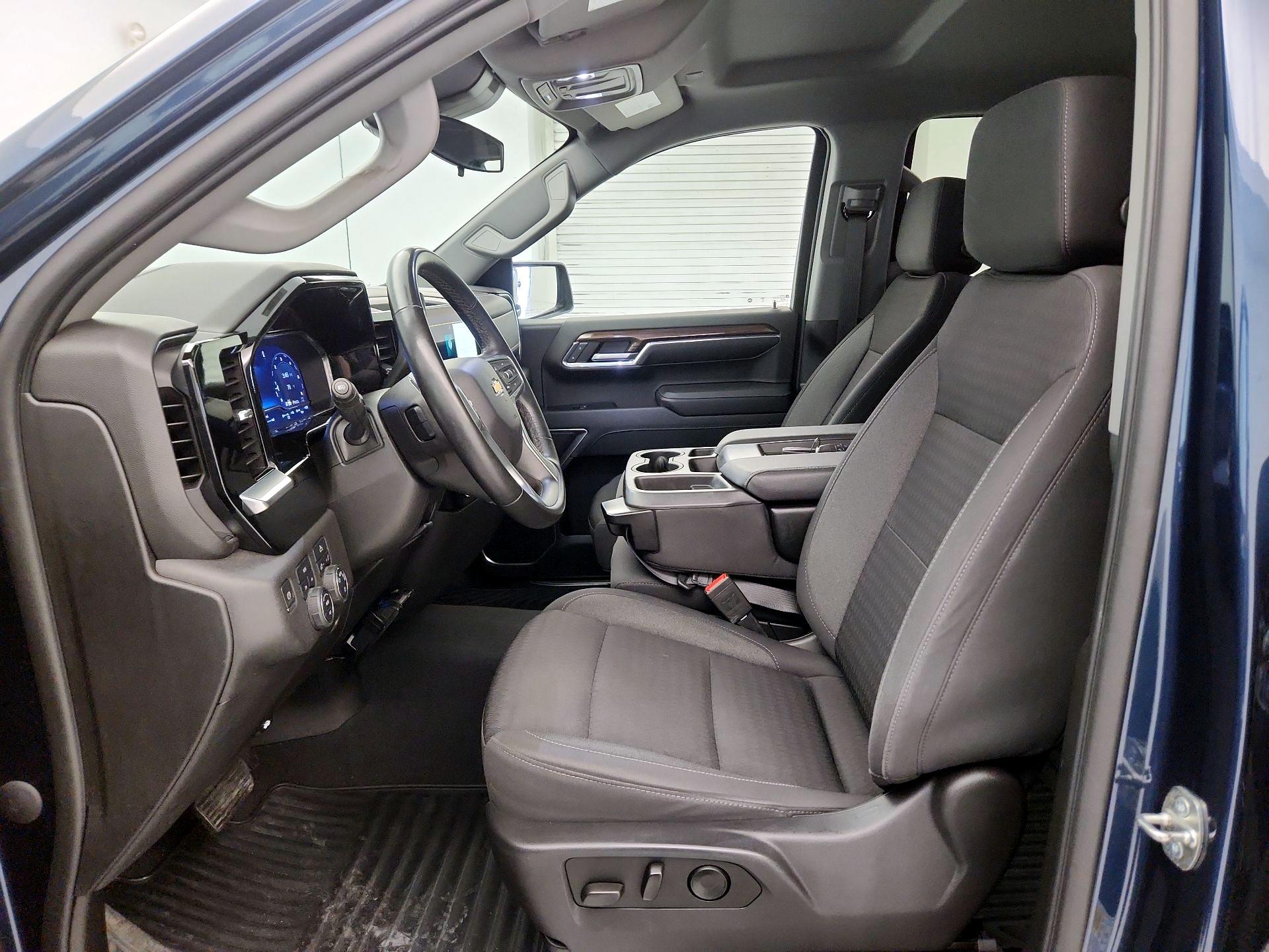 Thumbnail: 2023 Chevrolet Silverado 1500 - 9