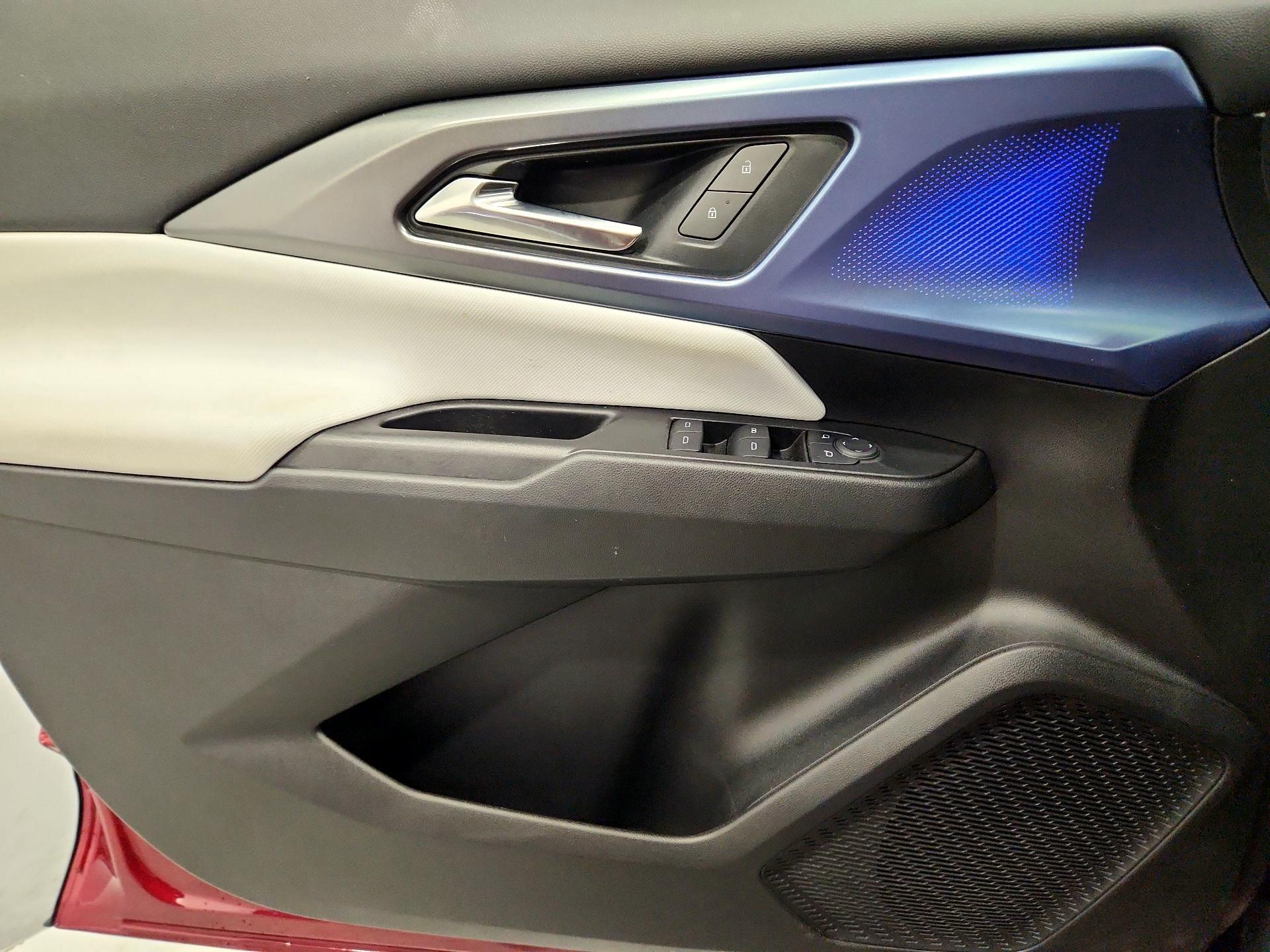 Thumbnail: 2025 Chevrolet Equinox - 12