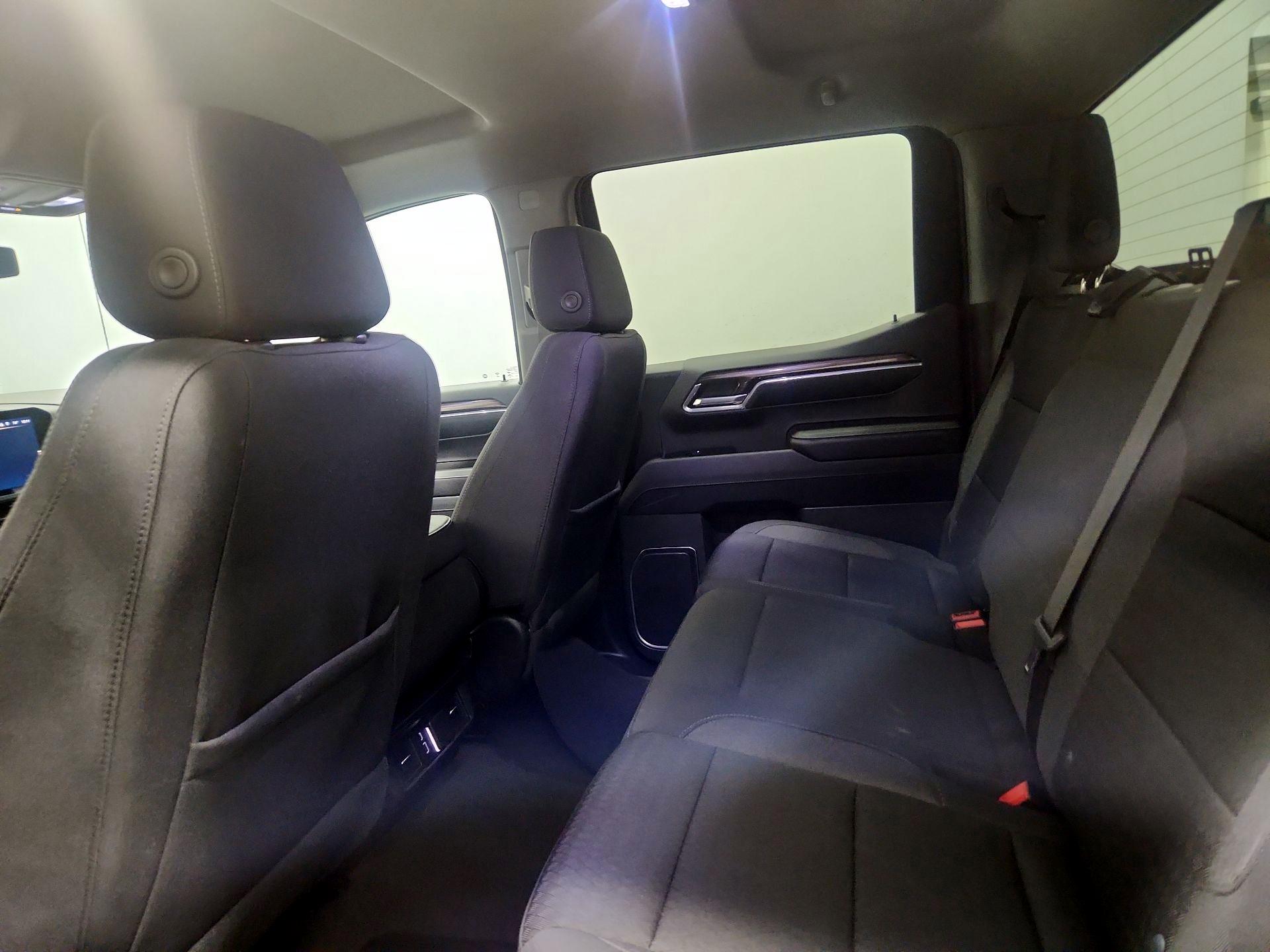 Thumbnail: 2023 Chevrolet Silverado 1500 - 19