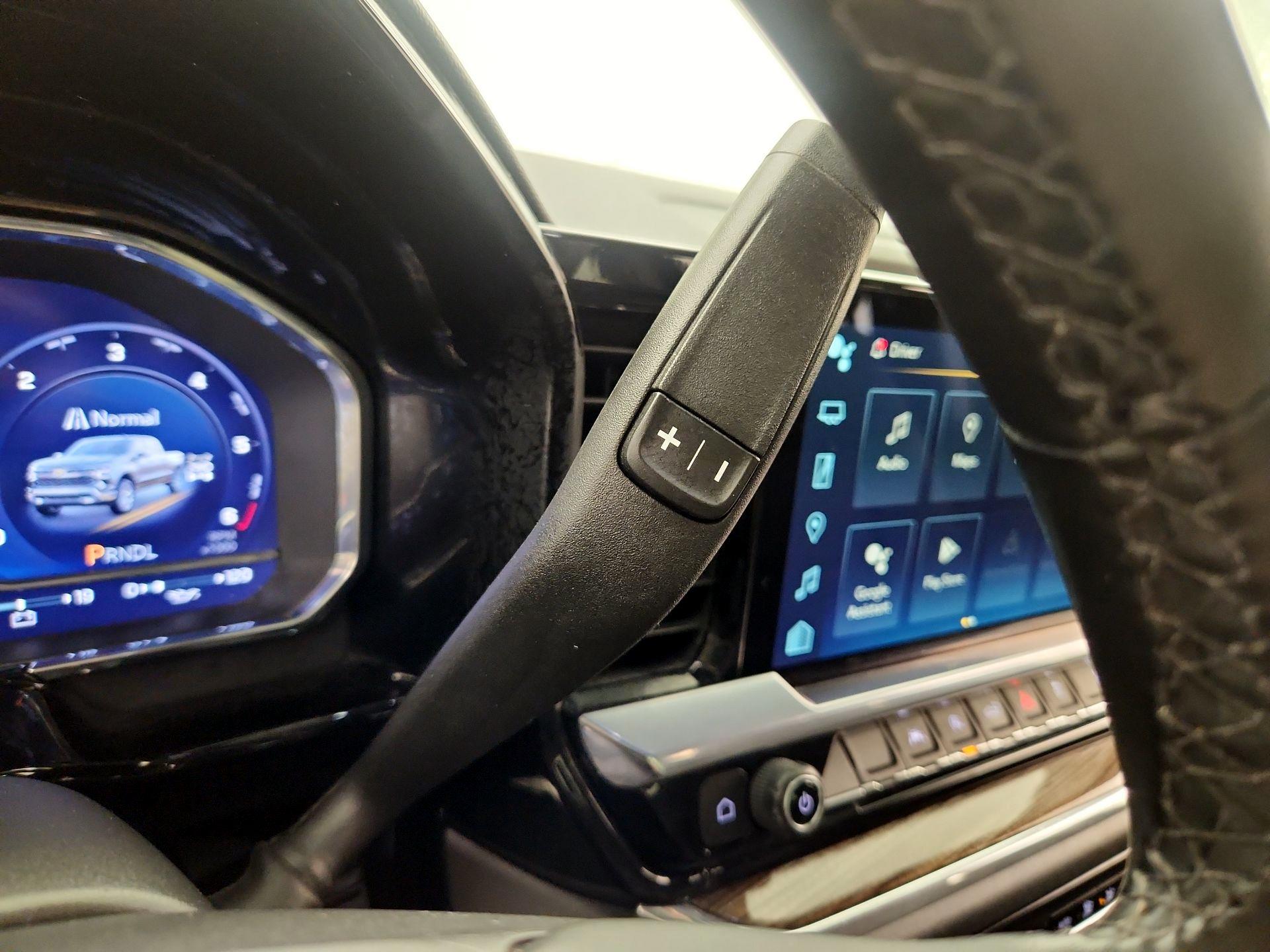 Thumbnail: 2023 Chevrolet Silverado 1500 - 17
