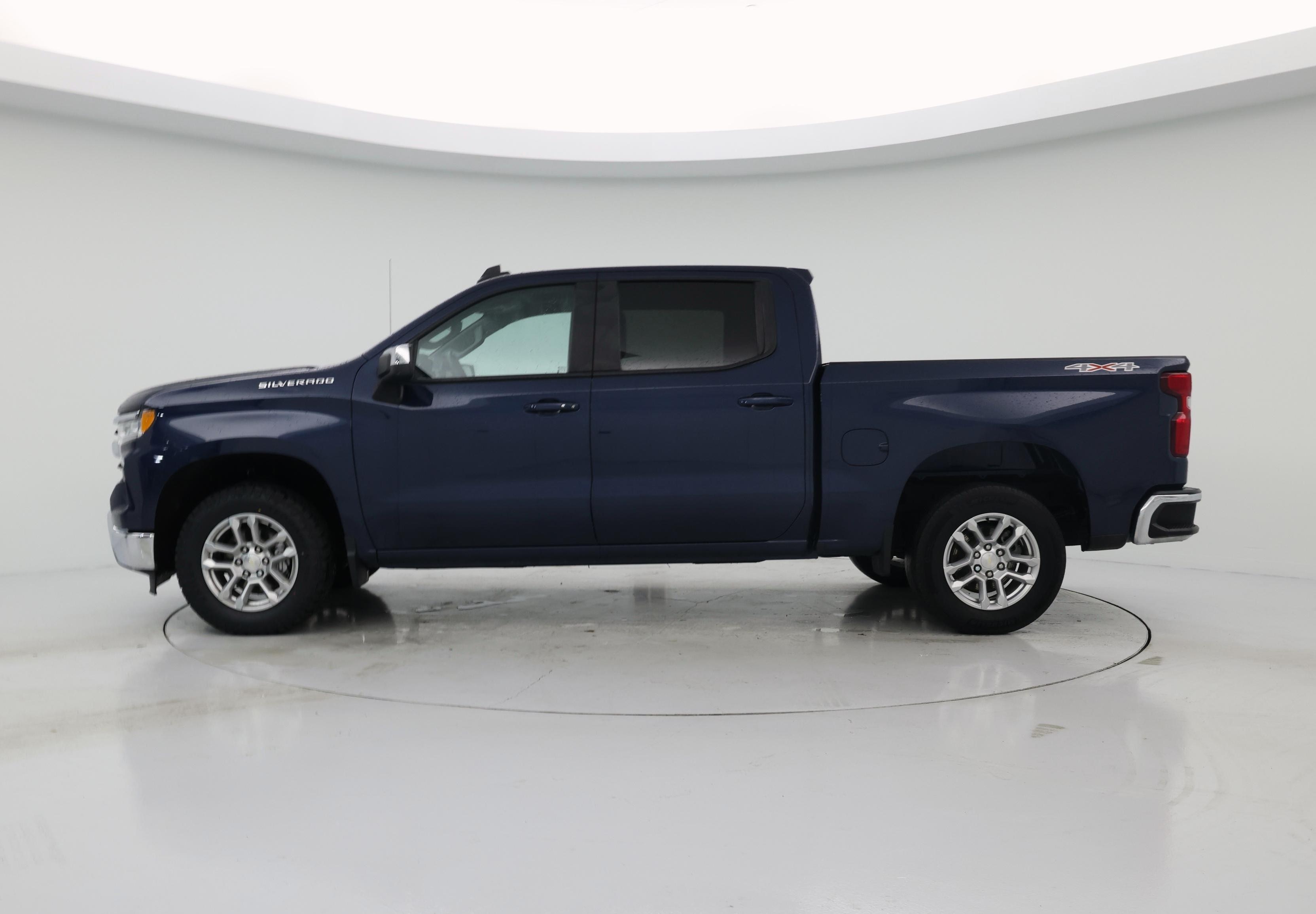 Thumbnail: 2023 Chevrolet Silverado 1500 - 3