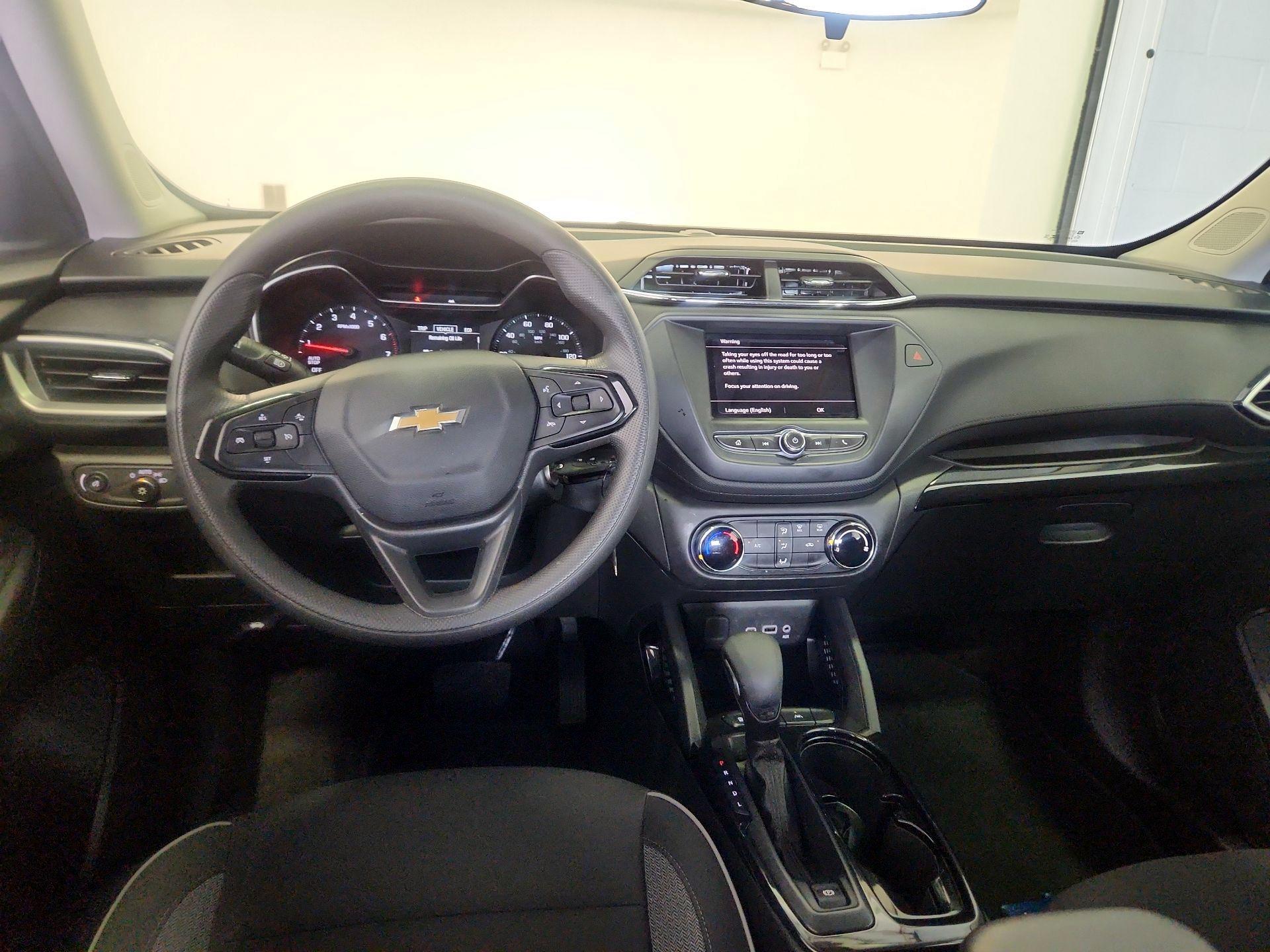Thumbnail: 2023 Chevrolet TrailBlazer - 10