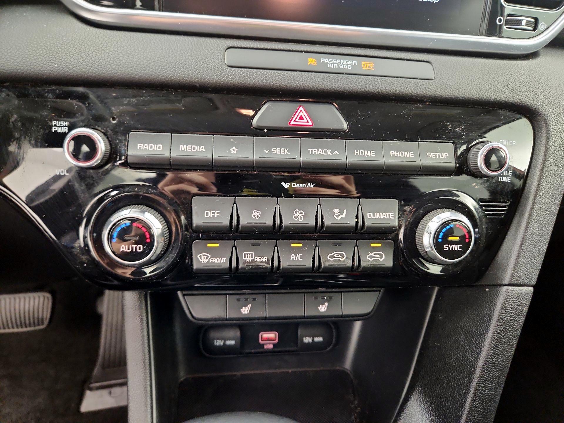 Thumbnail: 2021 Kia Sportage - 16