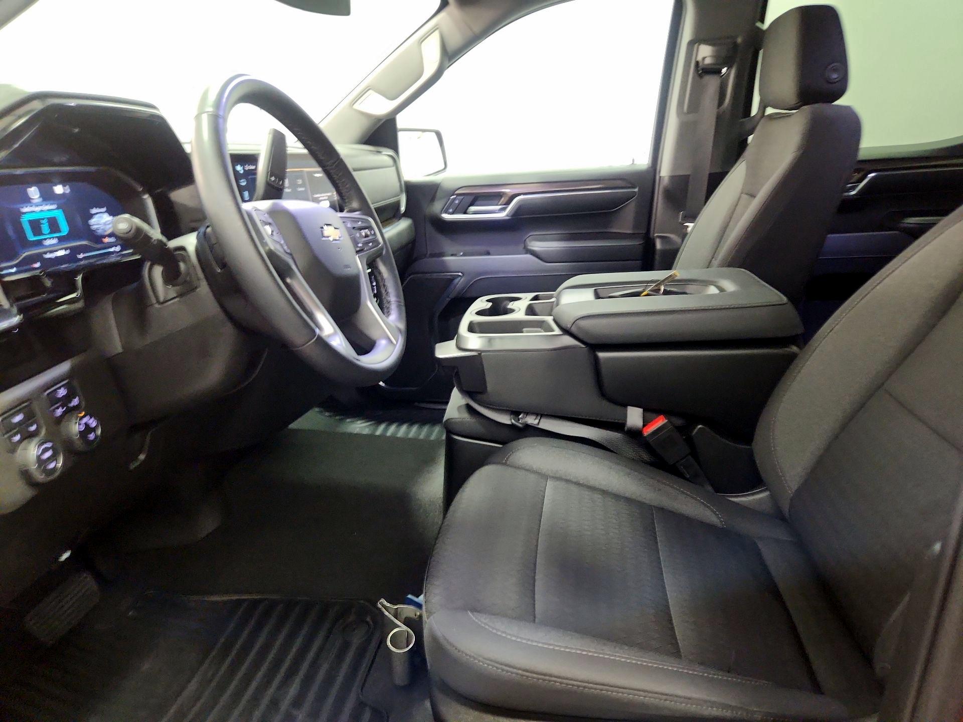 Thumbnail: 2023 Chevrolet Silverado 1500 - 11