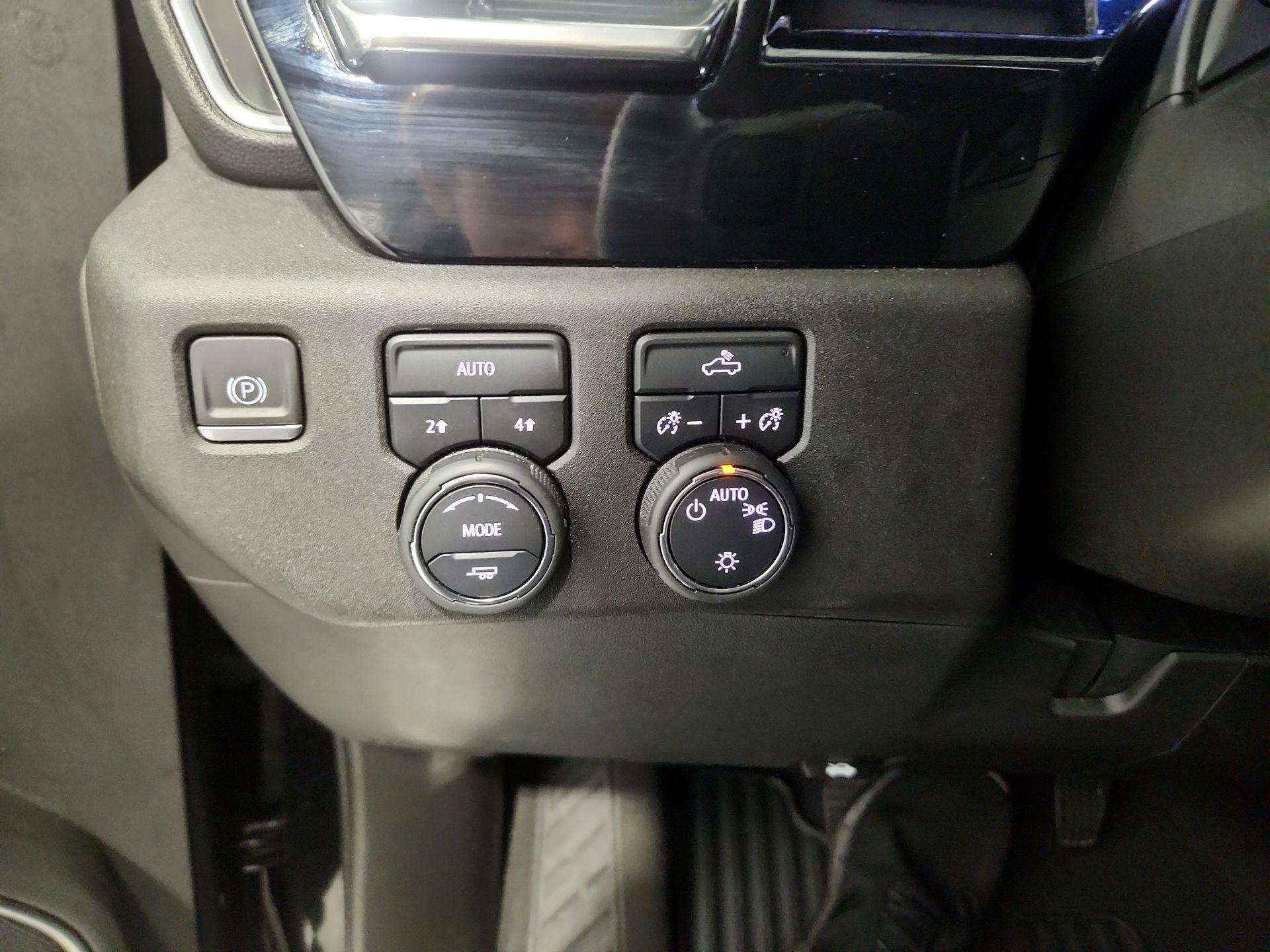 Thumbnail: 2023 Chevrolet Silverado 1500 - 13