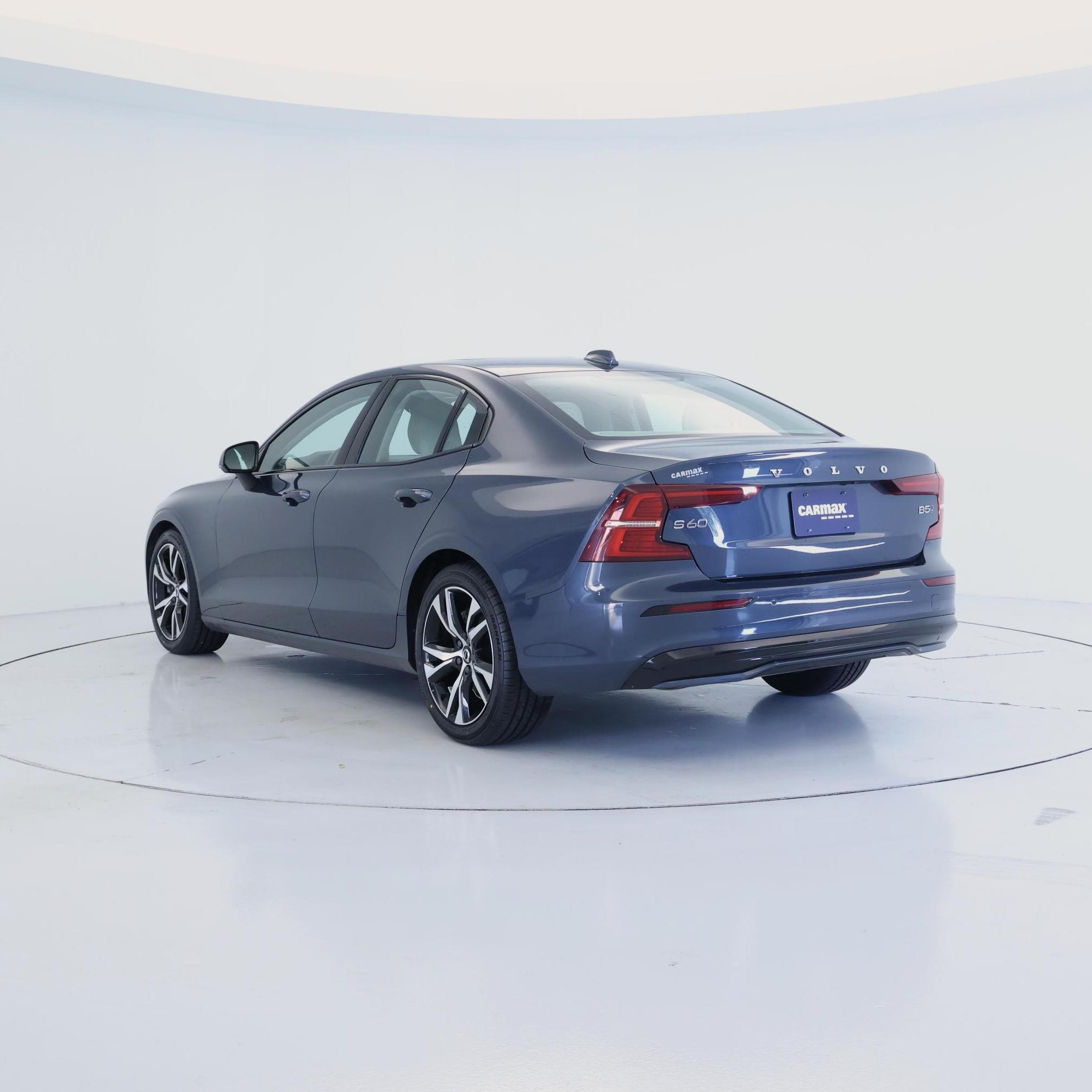 Thumbnail: 2024 Volvo S60 - 2