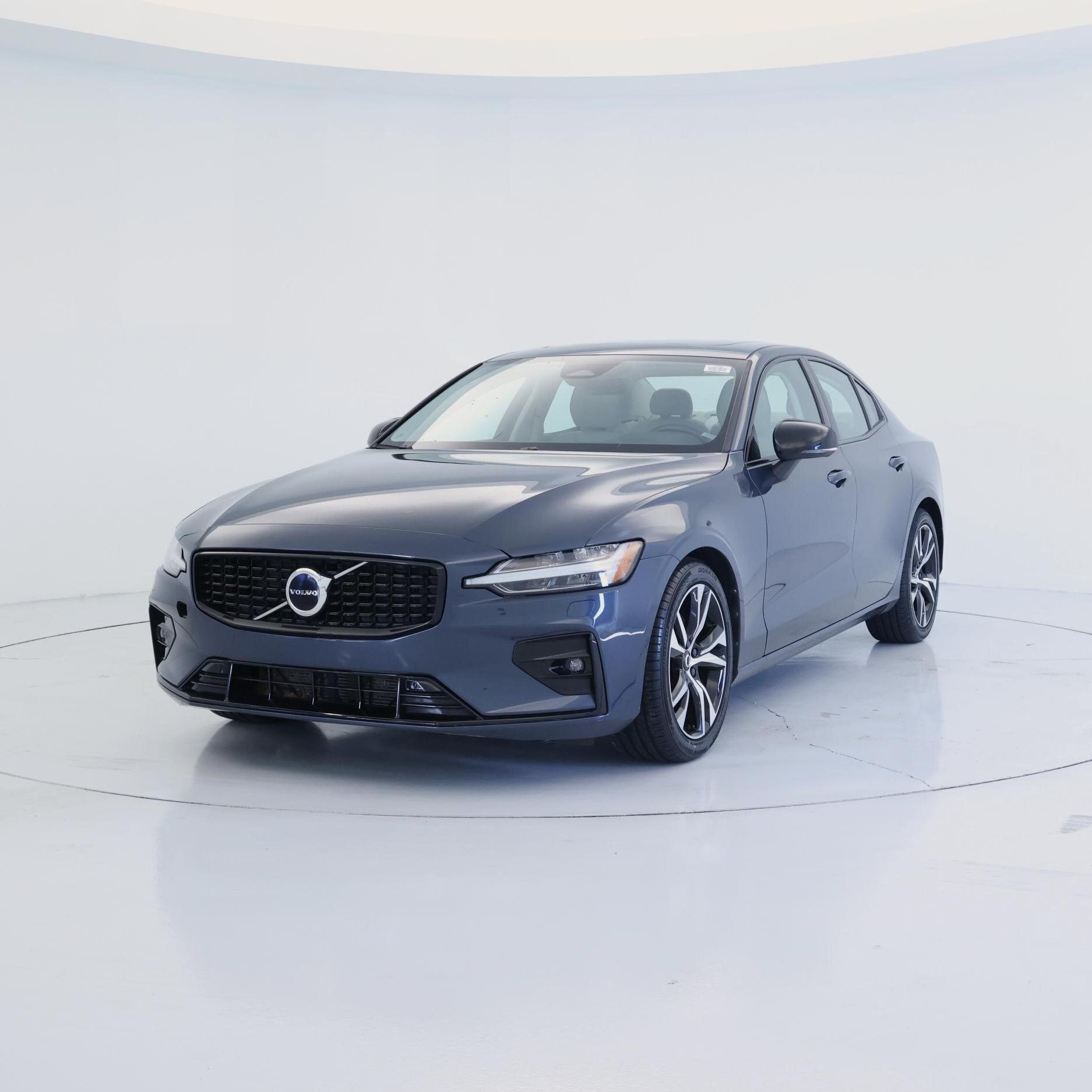 Thumbnail: 2024 Volvo S60 - 4