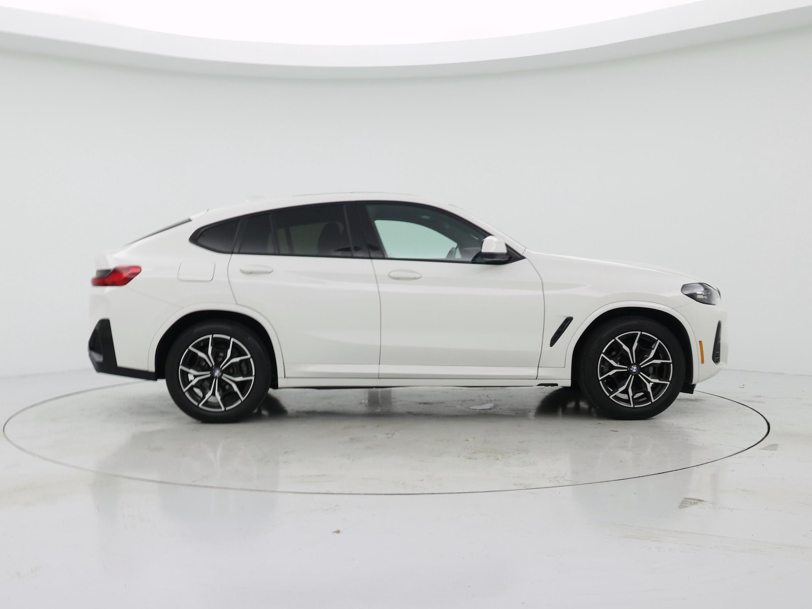2023 BMW X4 30i - Photo 8