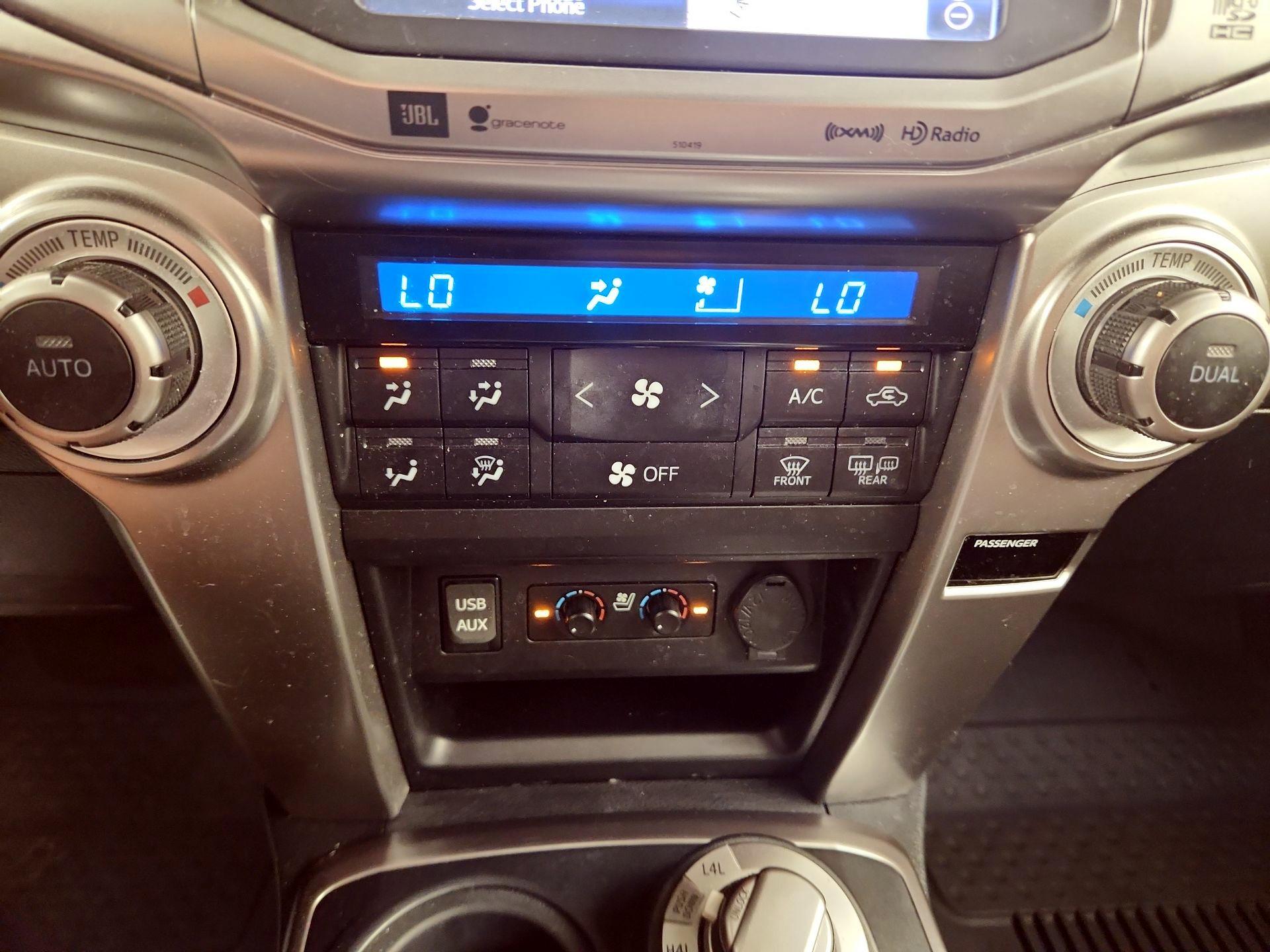 Thumbnail: 2019 Toyota 4Runner - 16