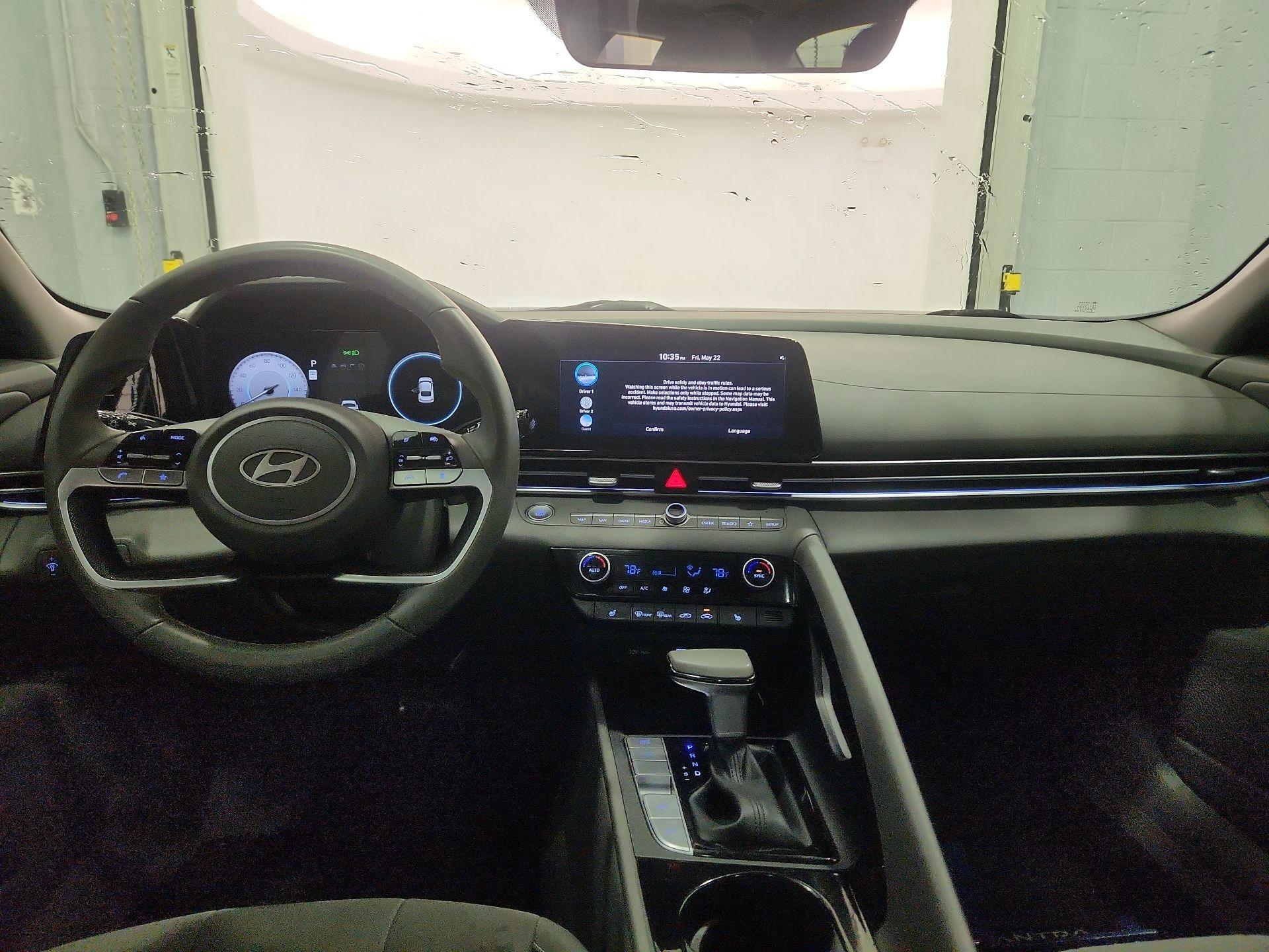 Thumbnail: 2024 Hyundai Elantra - 9