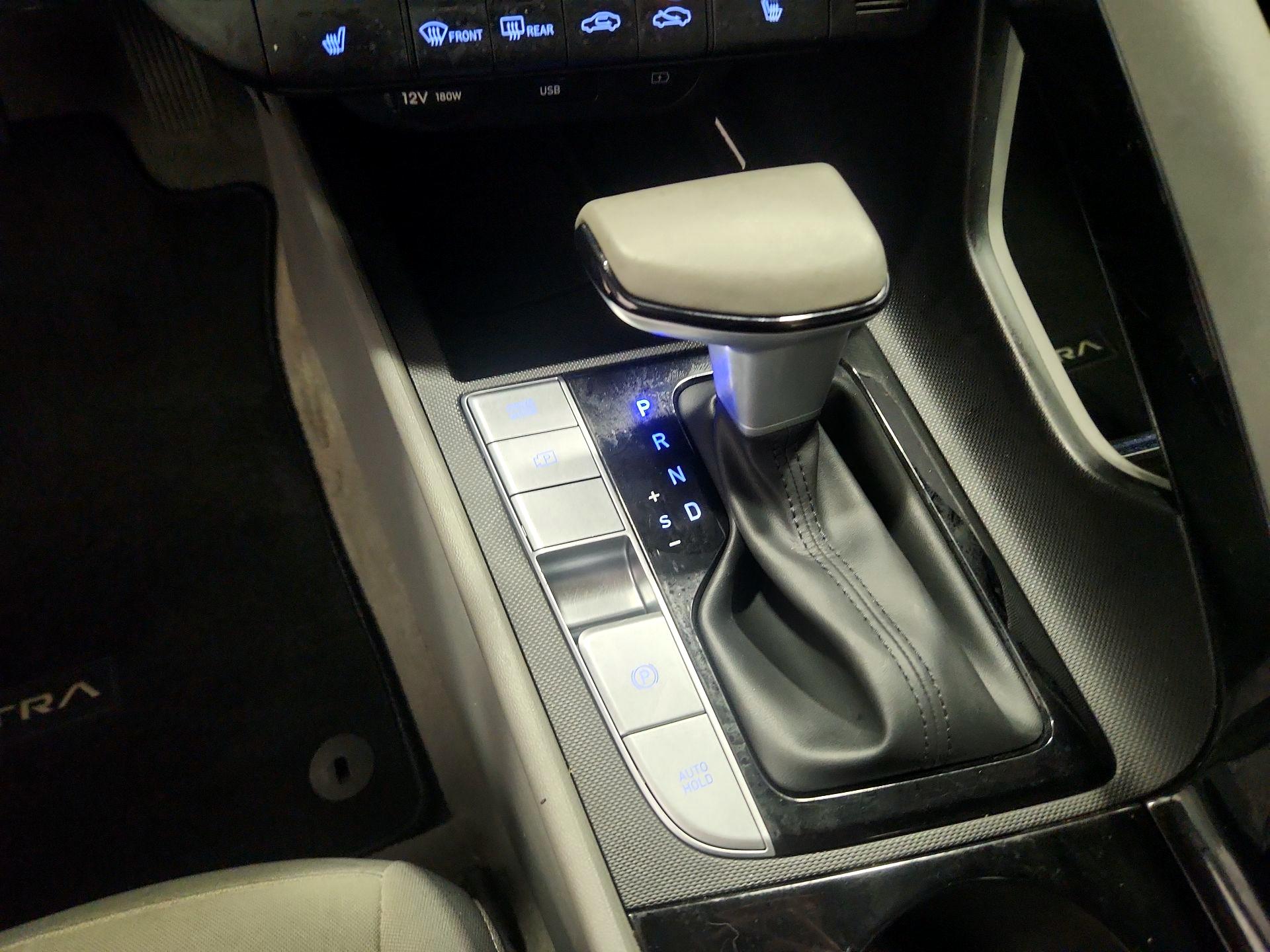 Thumbnail: 2024 Hyundai Elantra - 17
