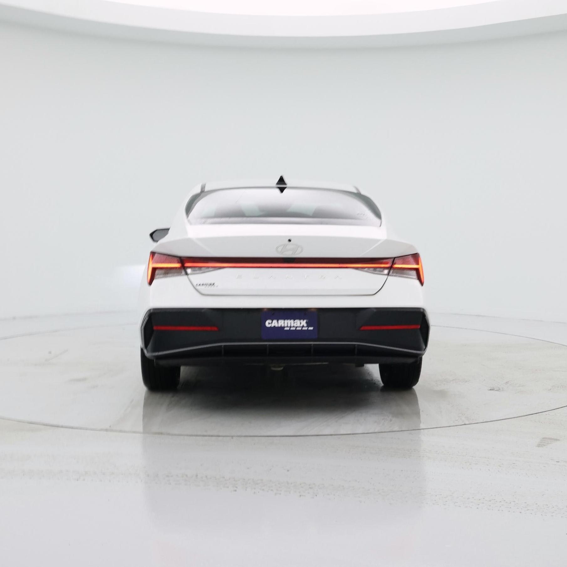Thumbnail: 2024 Hyundai Elantra - 6