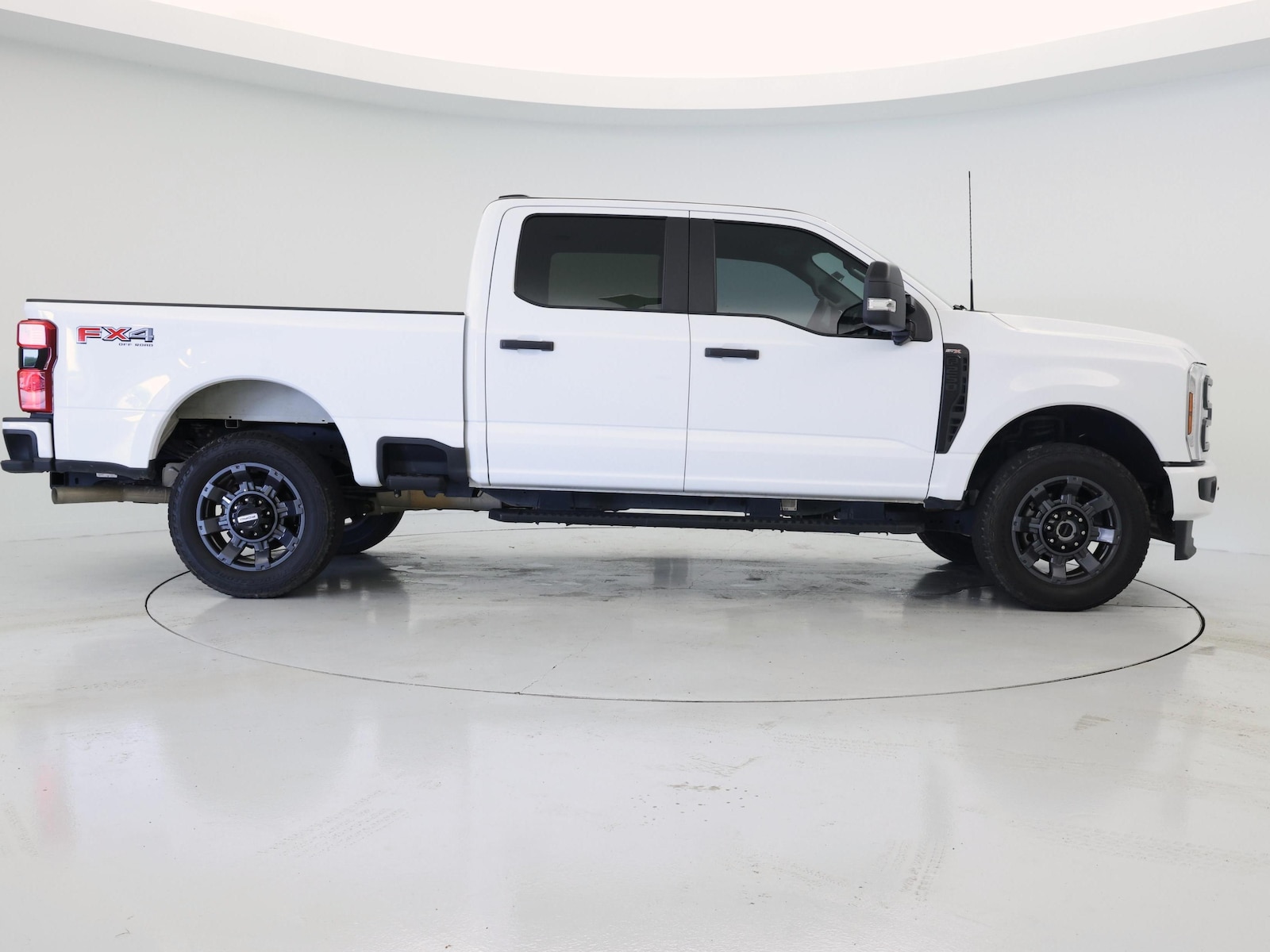 2026 Ford F-250 Super Duty XL - Photo 8