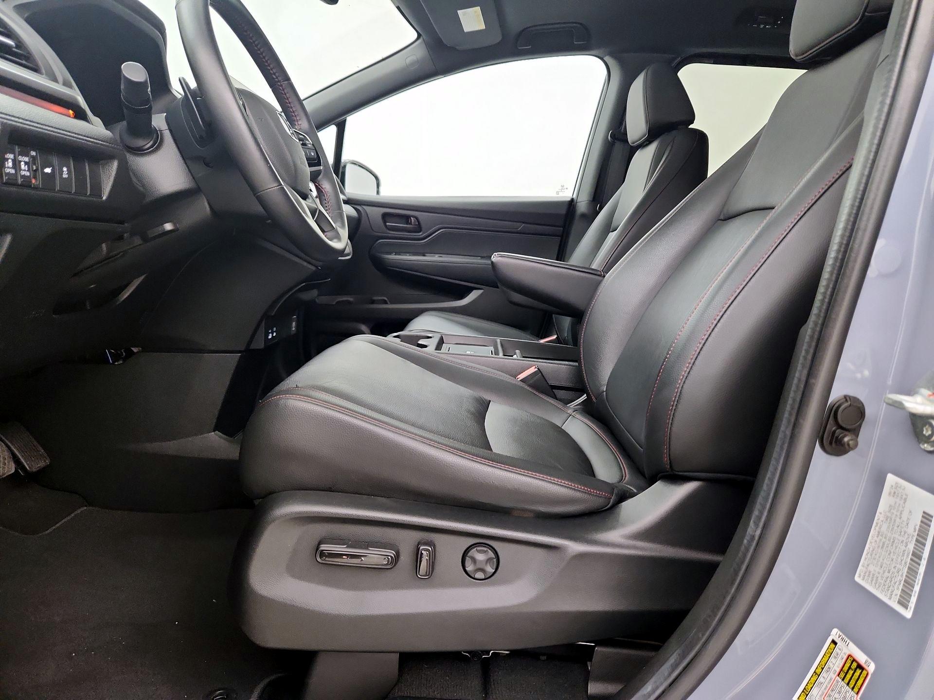 Thumbnail: 2025 Honda Odyssey - 11