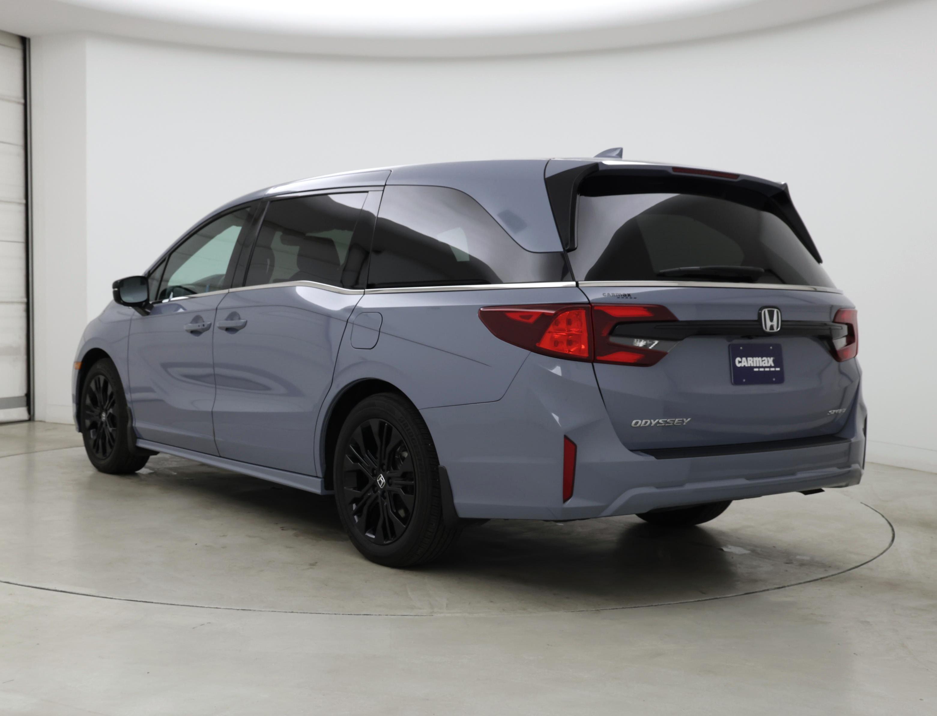 Thumbnail: 2025 Honda Odyssey - 2