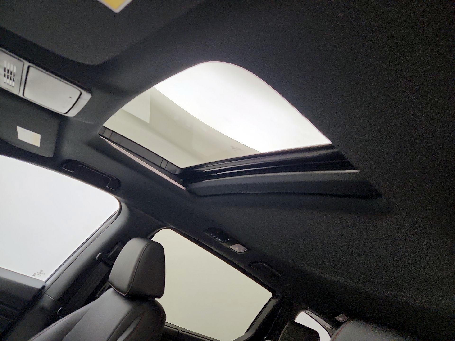 Thumbnail: 2025 Honda Odyssey - 19