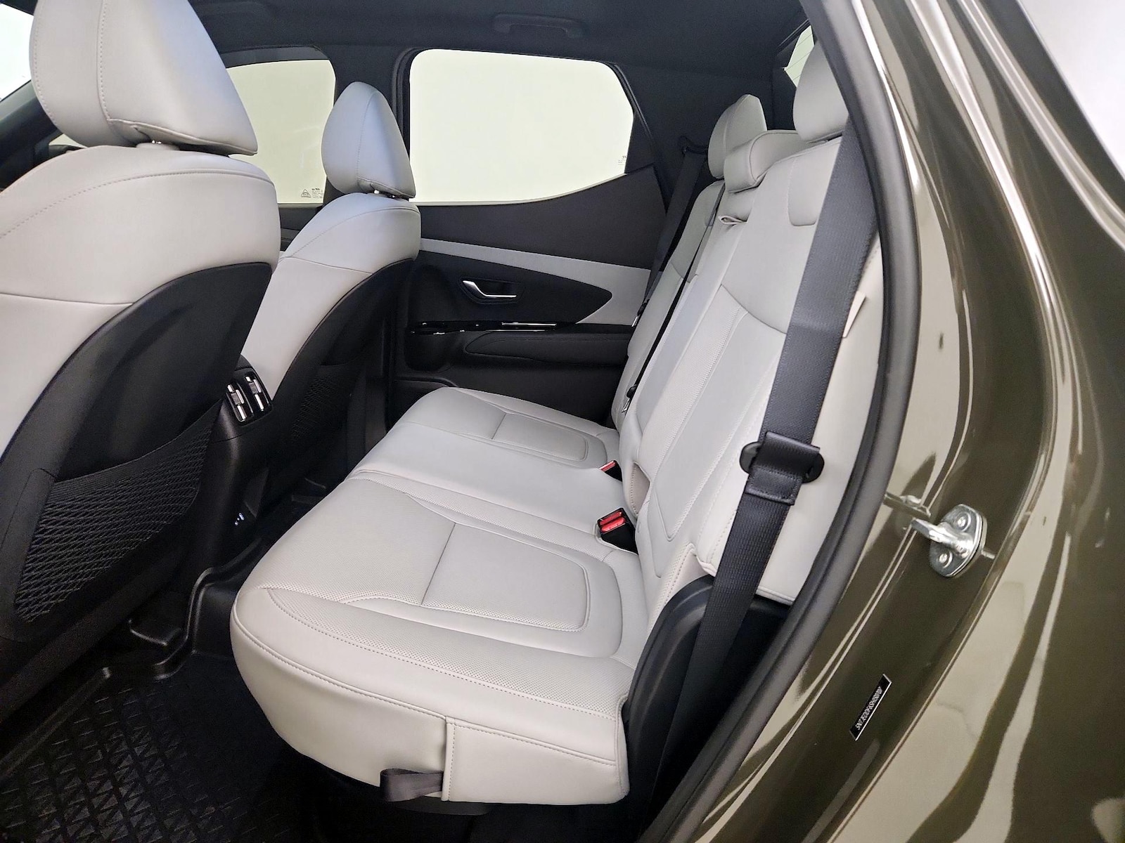 2025 Hyundai Santa Cruz Limited - Photo 22
