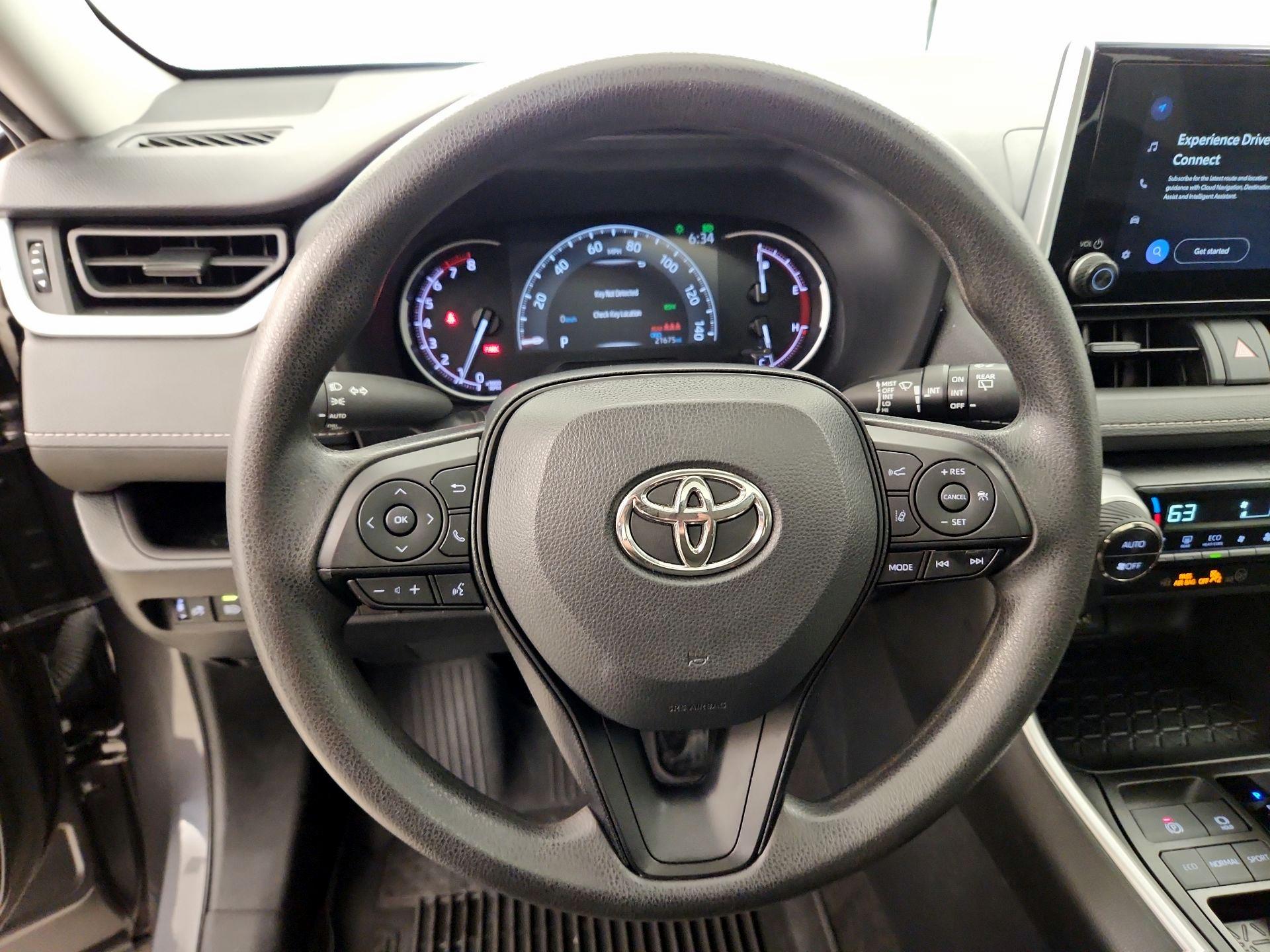 Thumbnail: 2023 Toyota RAV4 - 10