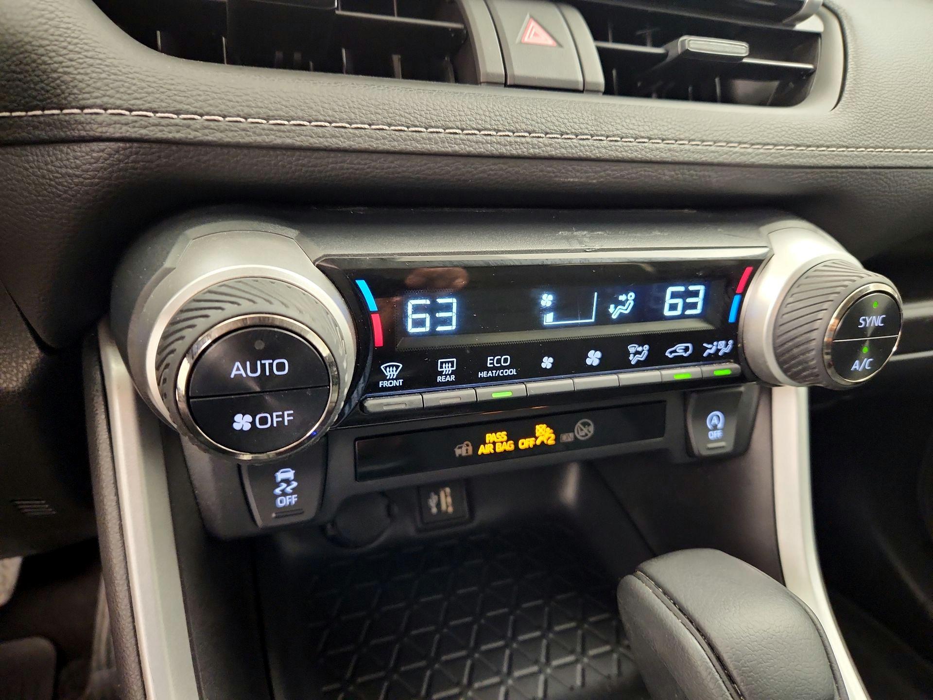 Thumbnail: 2023 Toyota RAV4 - 16