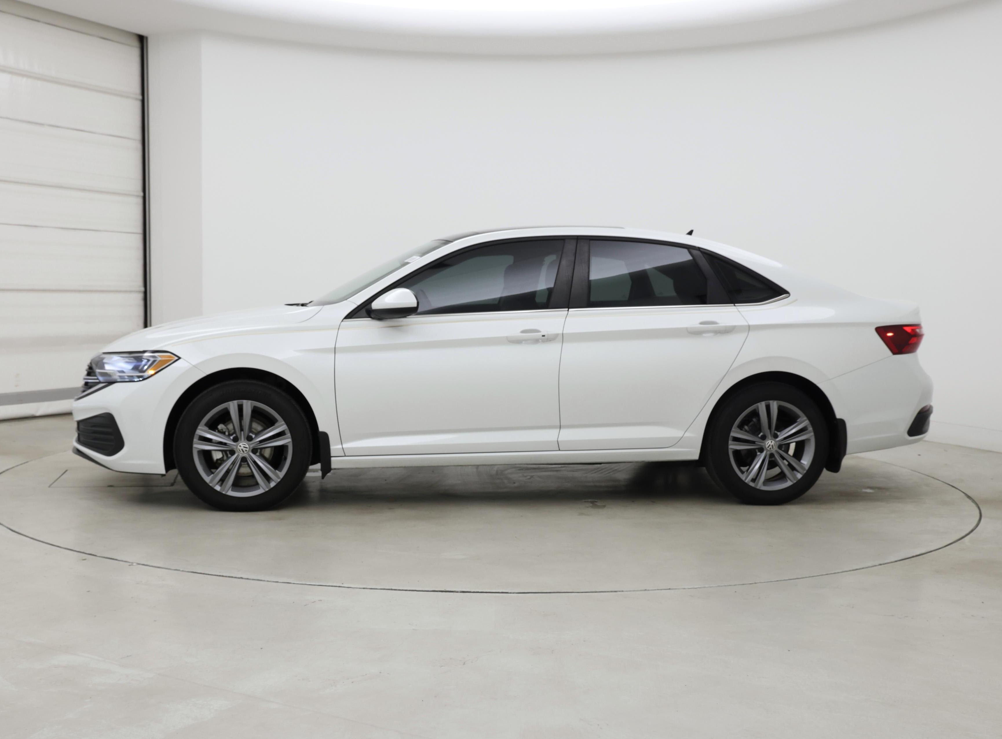 Thumbnail: 2023 Volkswagen Jetta - 3