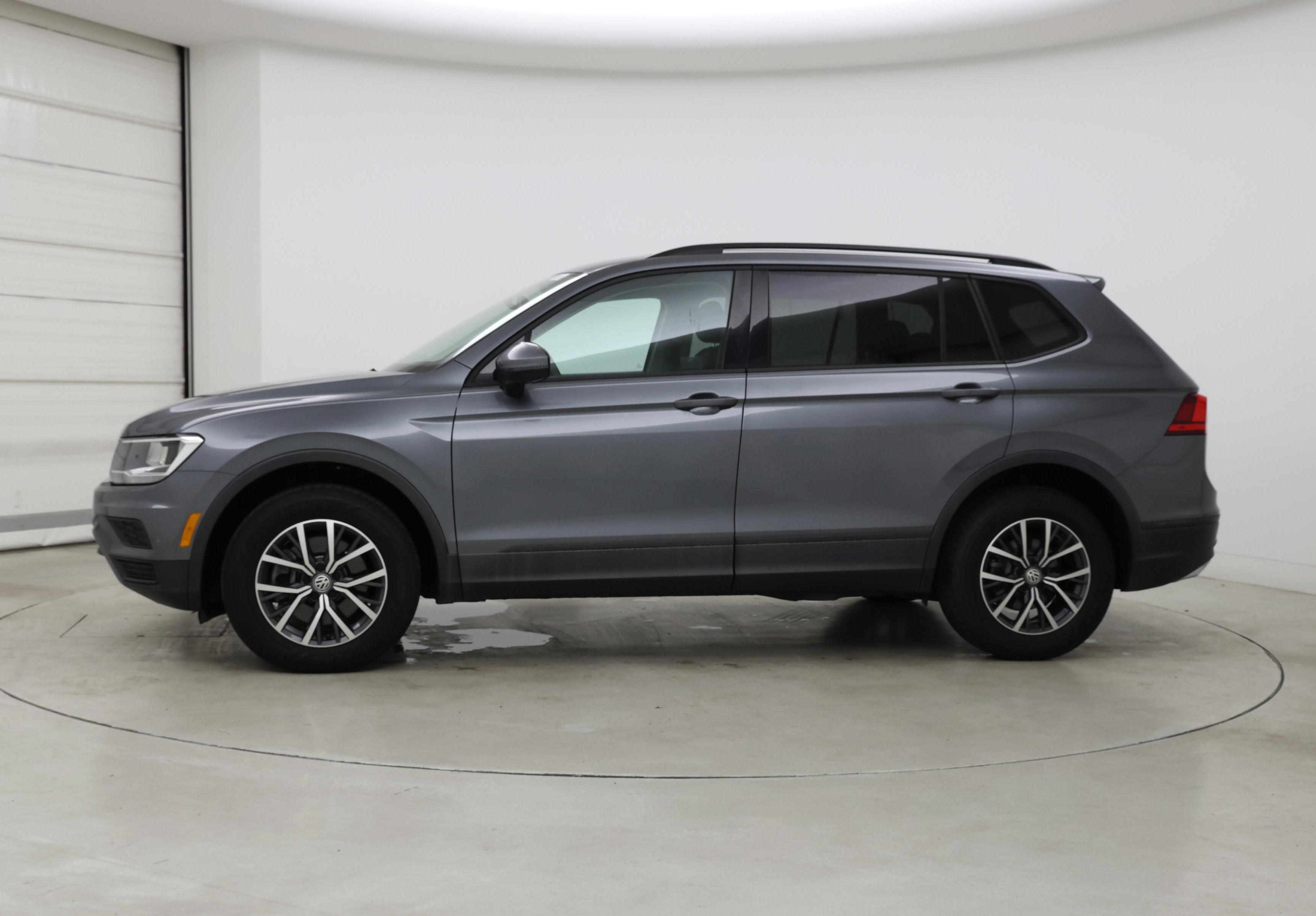 Thumbnail: 2021 Volkswagen Tiguan - 3