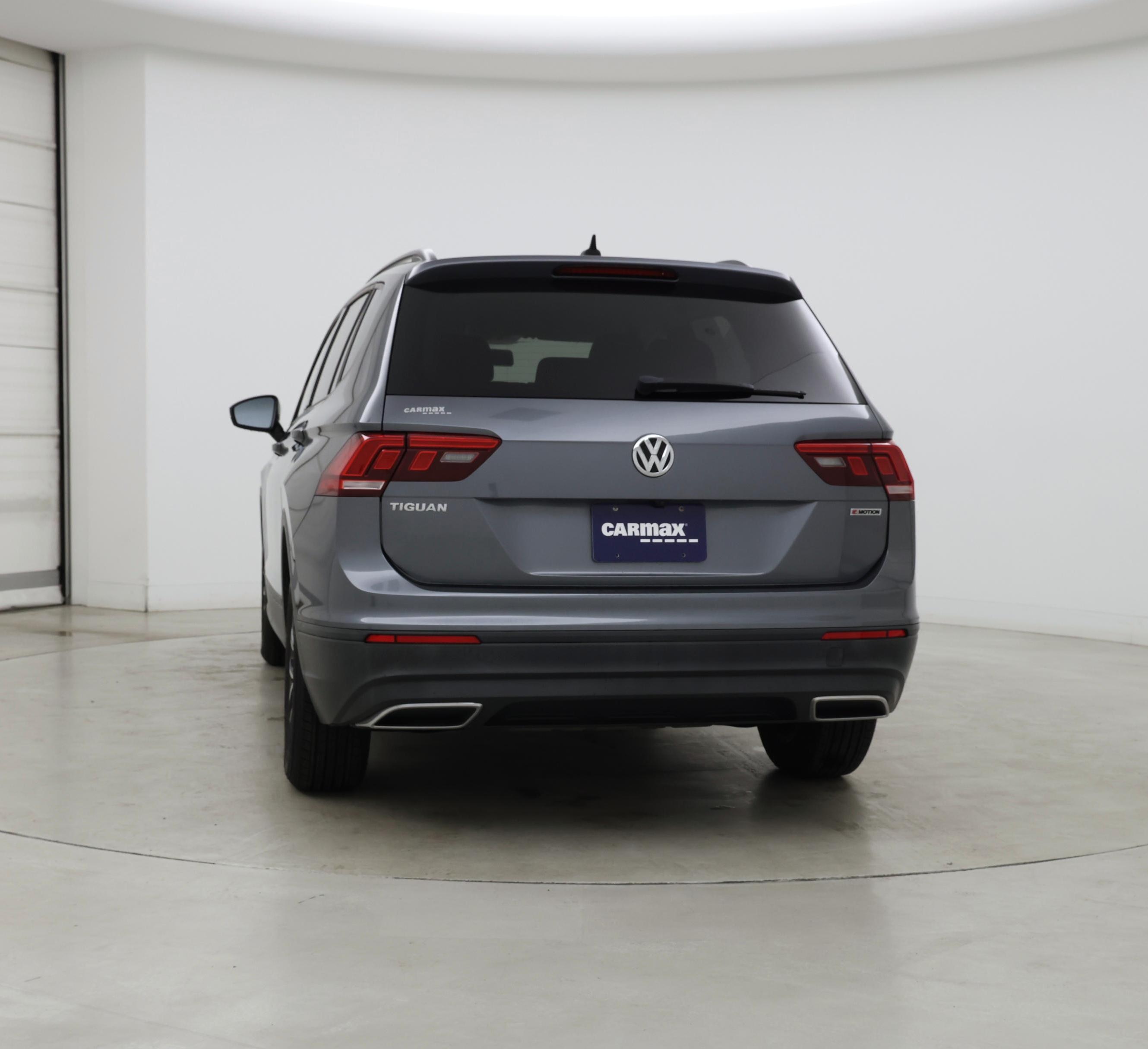 Thumbnail: 2021 Volkswagen Tiguan - 6