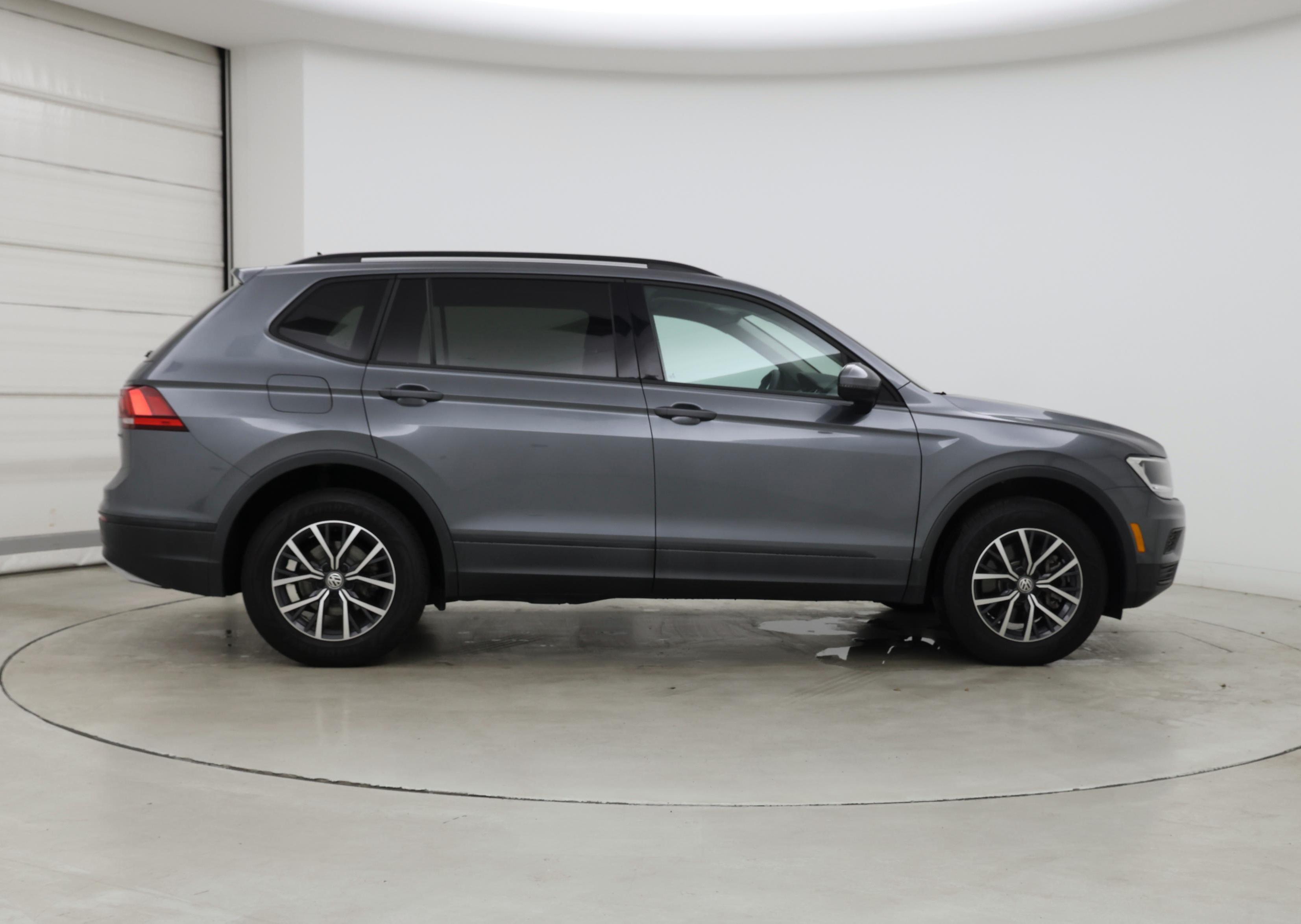 Thumbnail: 2021 Volkswagen Tiguan - 7
