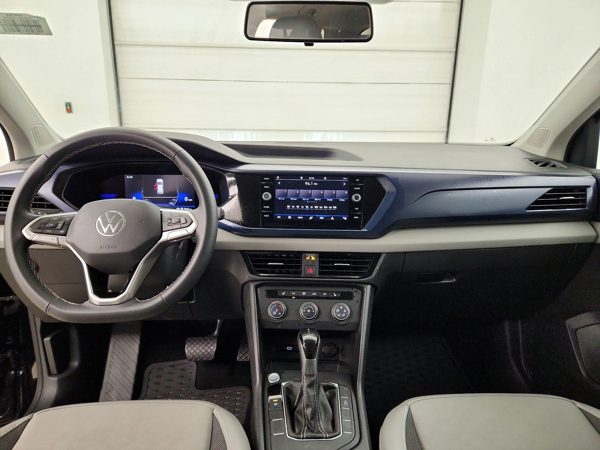Thumbnail: 2022 Volkswagen Taos - 9