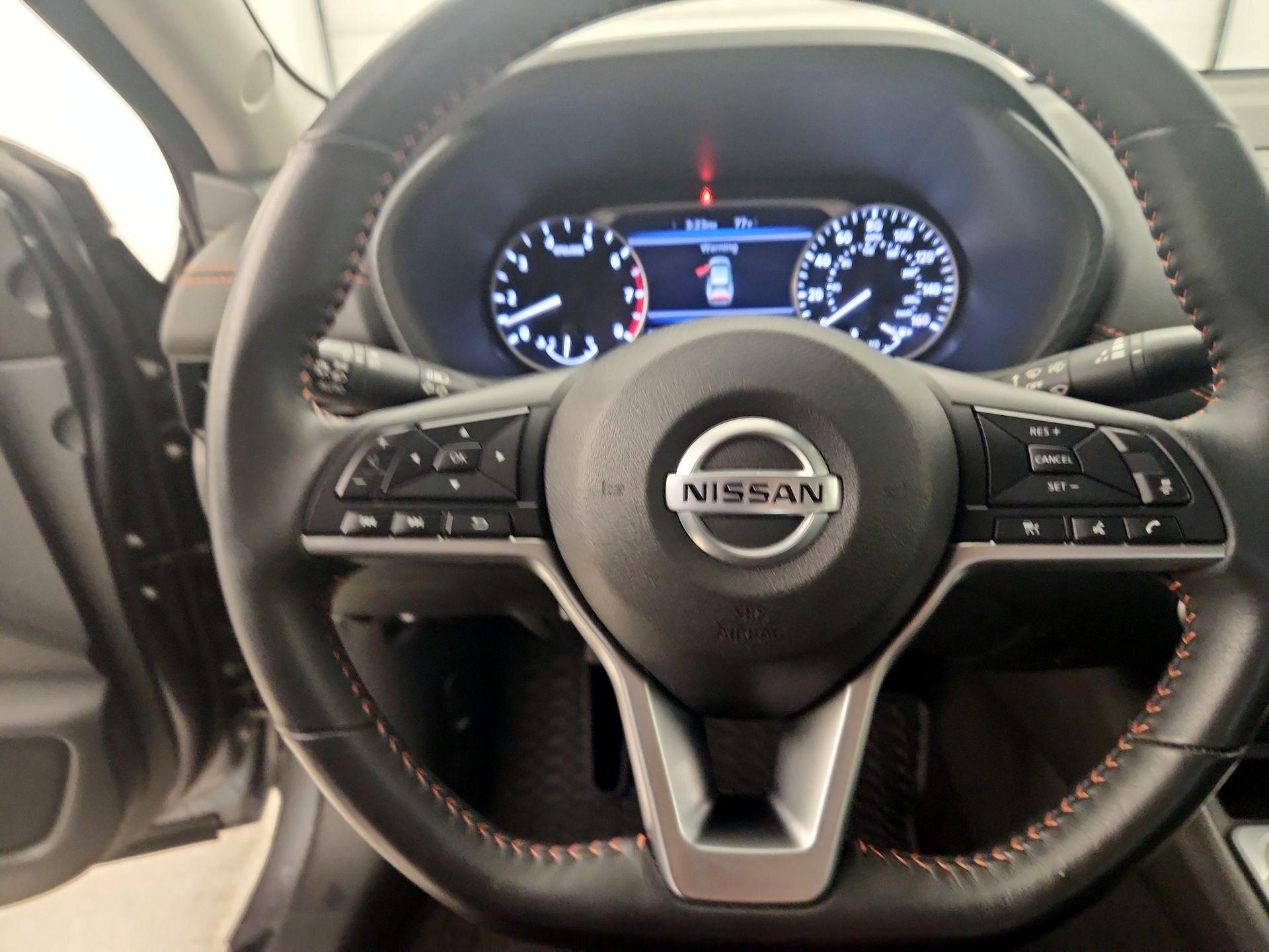 Thumbnail: 2023 Nissan Sentra - 10