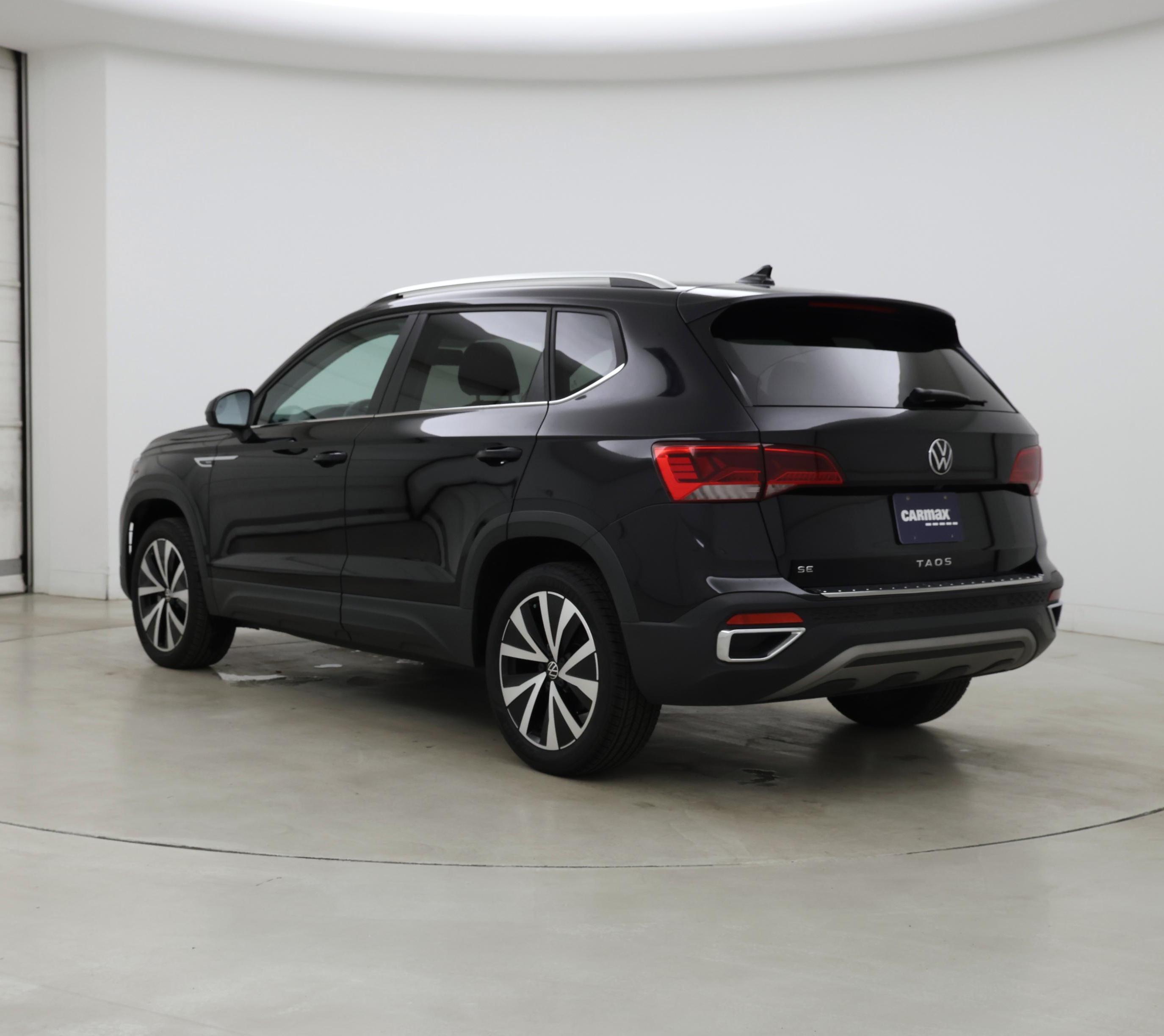 Thumbnail: 2022 Volkswagen Taos - 2