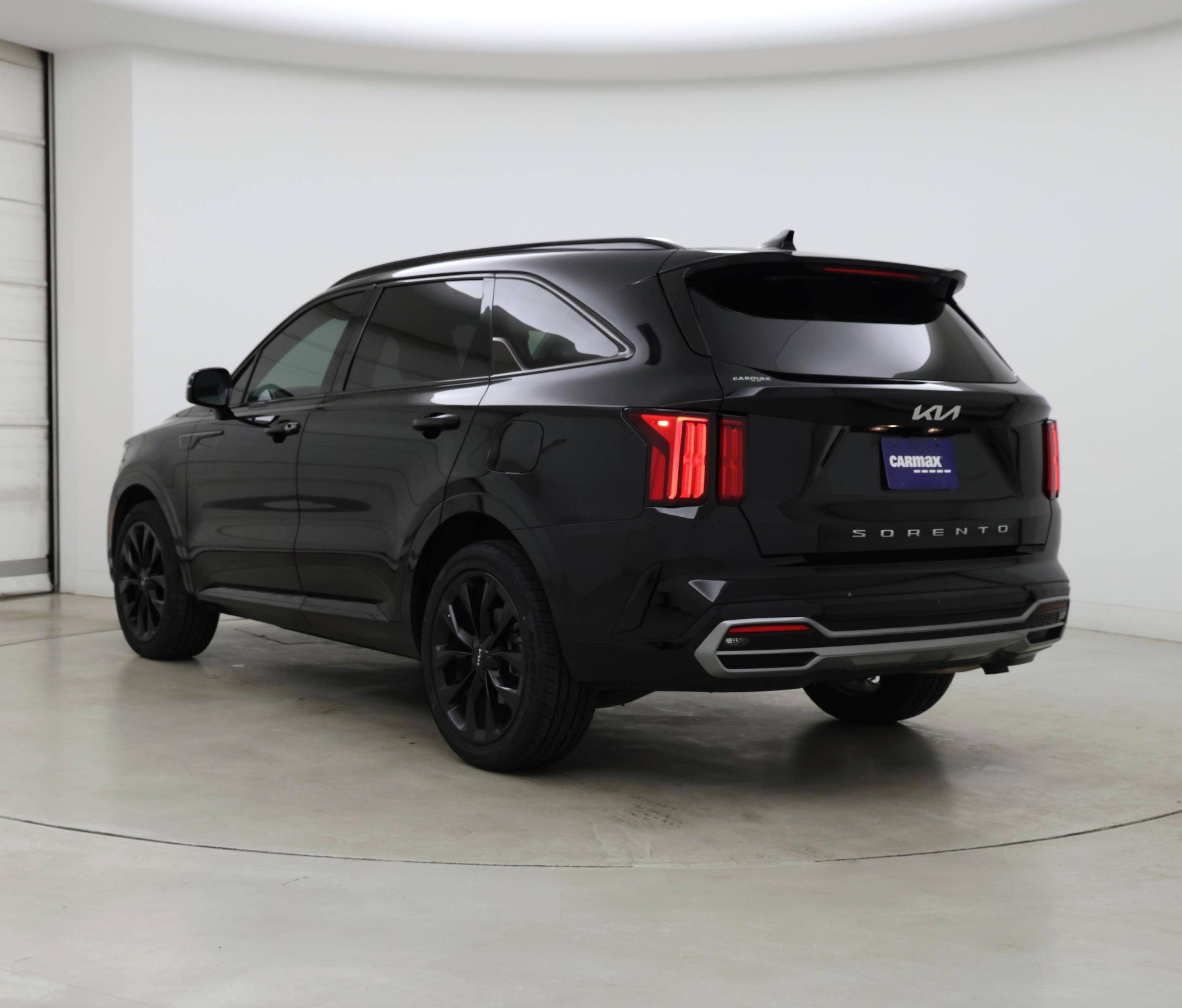 Thumbnail: 2022 Kia Sorento - 2