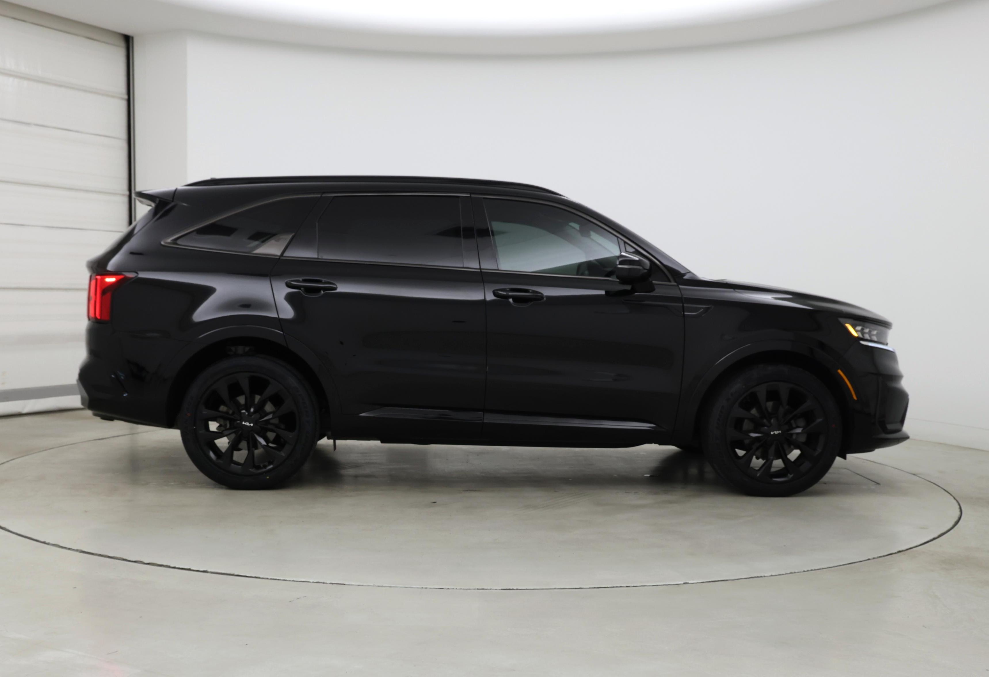Thumbnail: 2022 Kia Sorento - 7