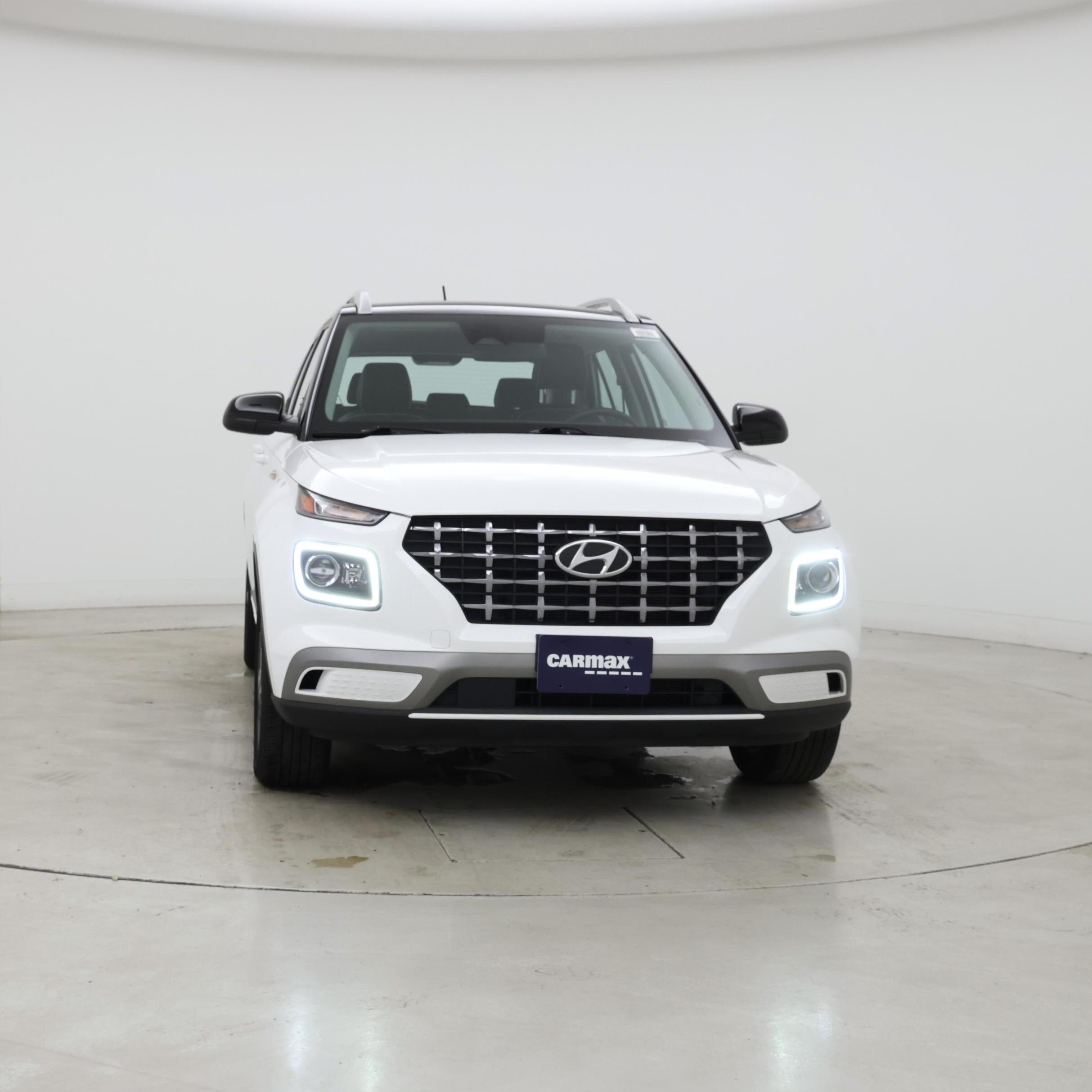 Thumbnail: 2023 Hyundai Venue - 5