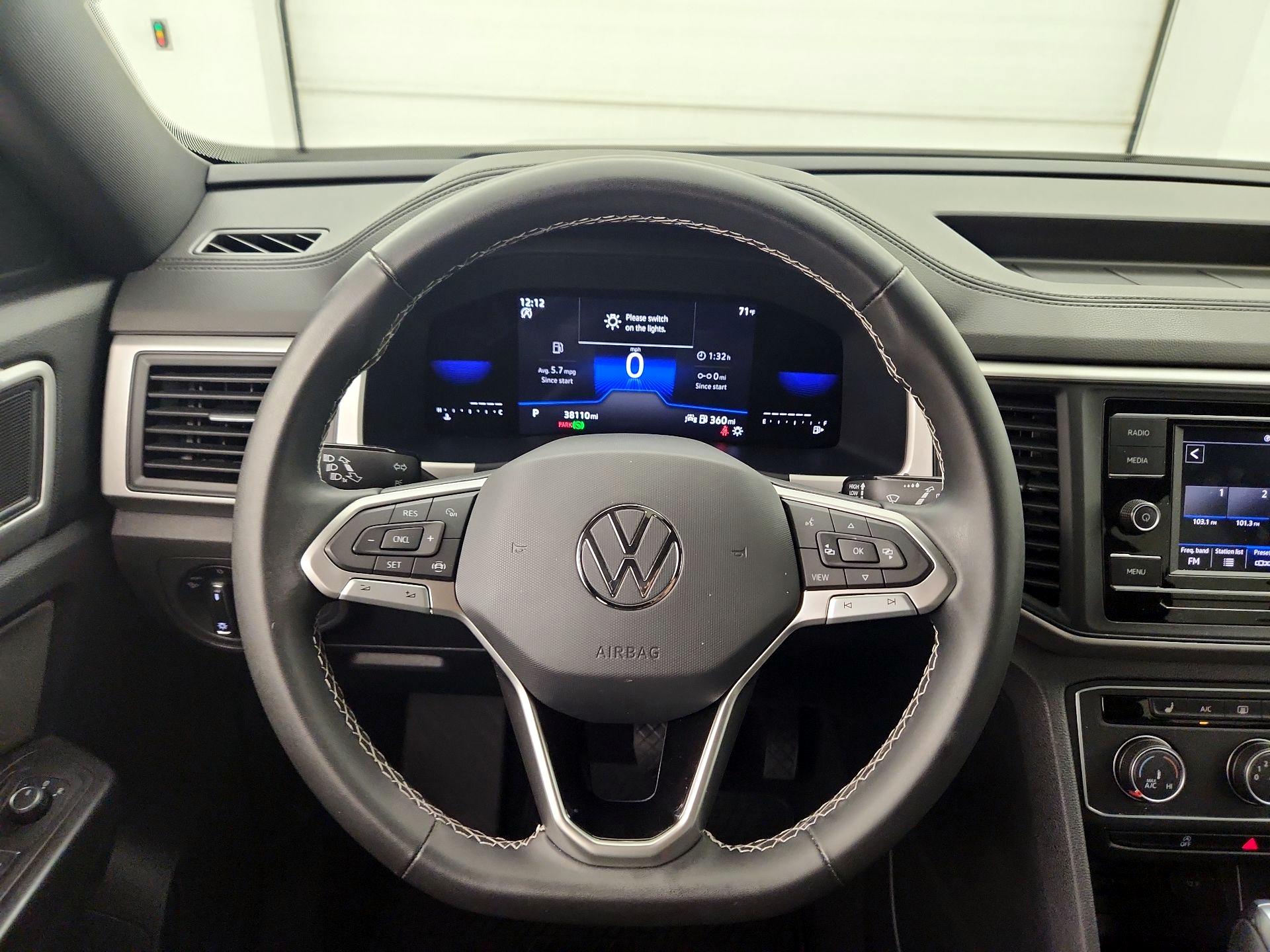 Thumbnail: 2023 Volkswagen Atlas - 10
